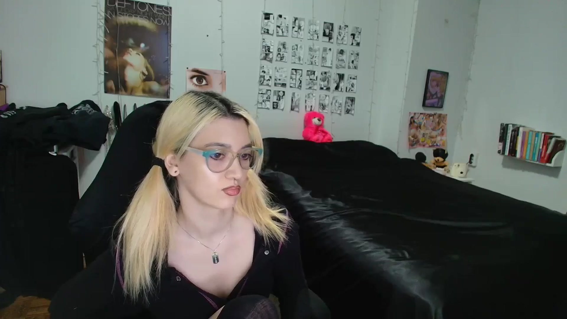 Gallery image thumbnail from AnnaTame's myfreecams stream on, 03/07/2026, 07:09 image 11 of 20