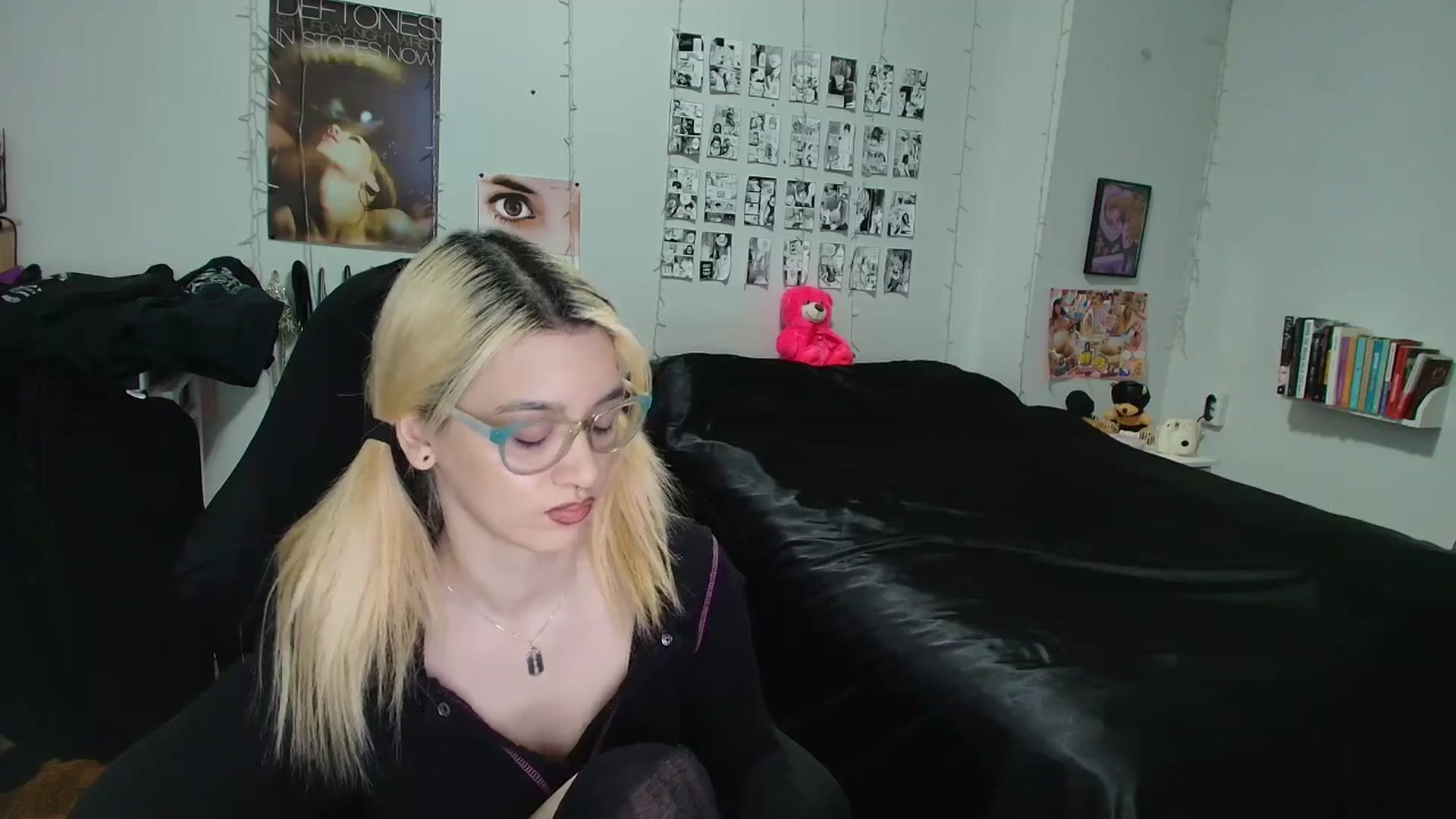 Gallery image thumbnail from AnnaTame's myfreecams stream on, 03/07/2026, 07:09 image 13 of 20
