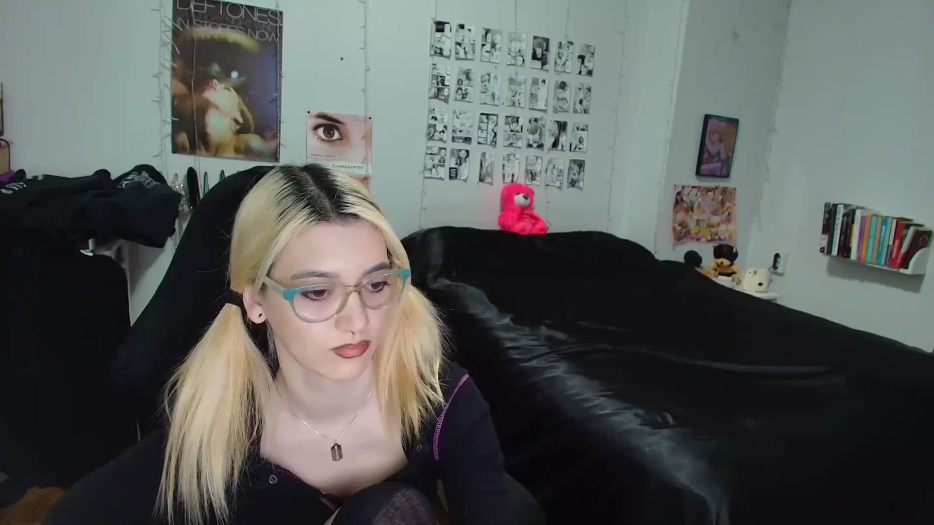 Gallery image thumbnail from AnnaTame's myfreecams stream on, 03/07/2026, 07:09 image 14 of 20