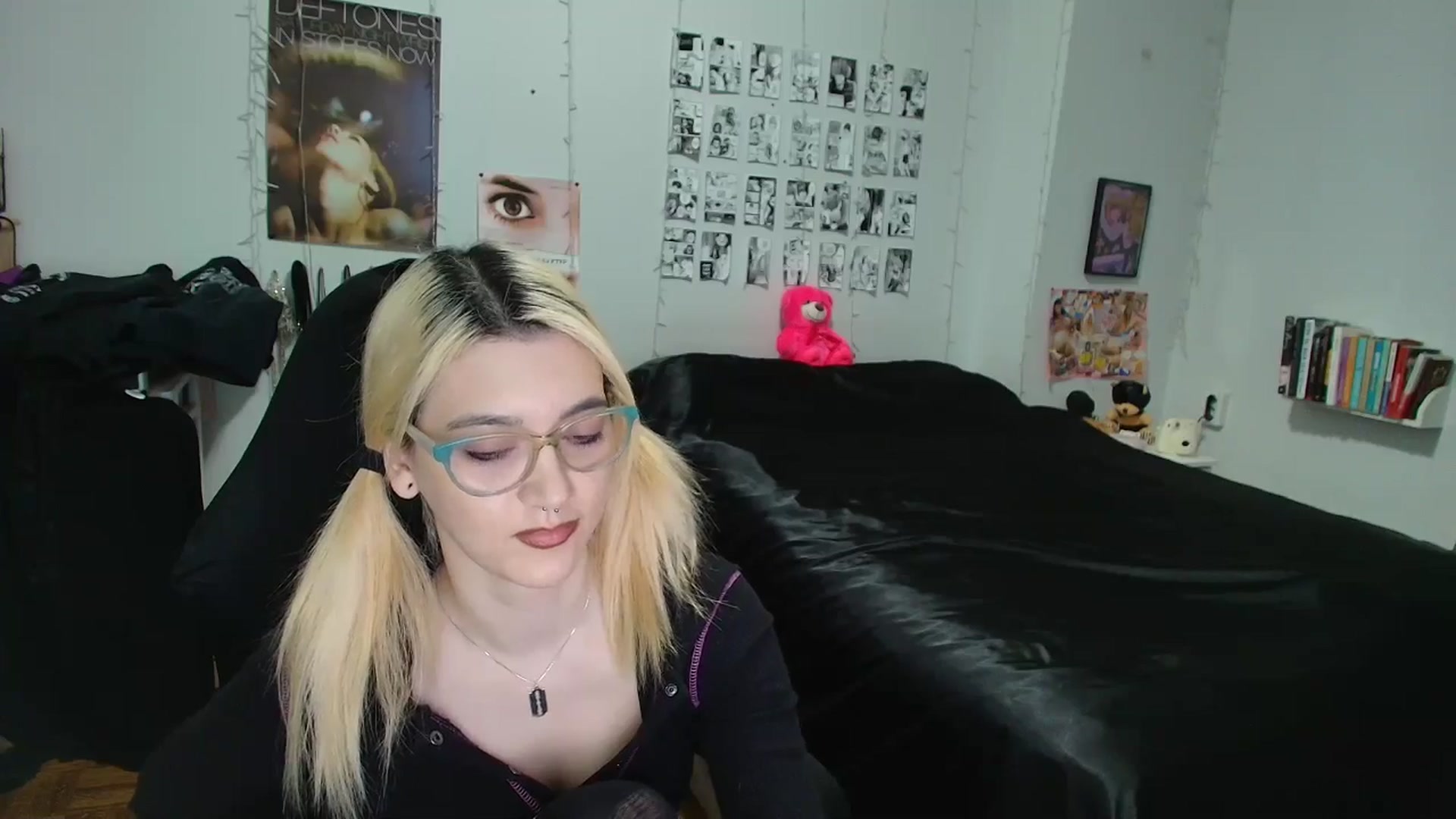 Gallery image thumbnail from AnnaTame's myfreecams stream on, 03/07/2026, 07:09 image 19 of 20
