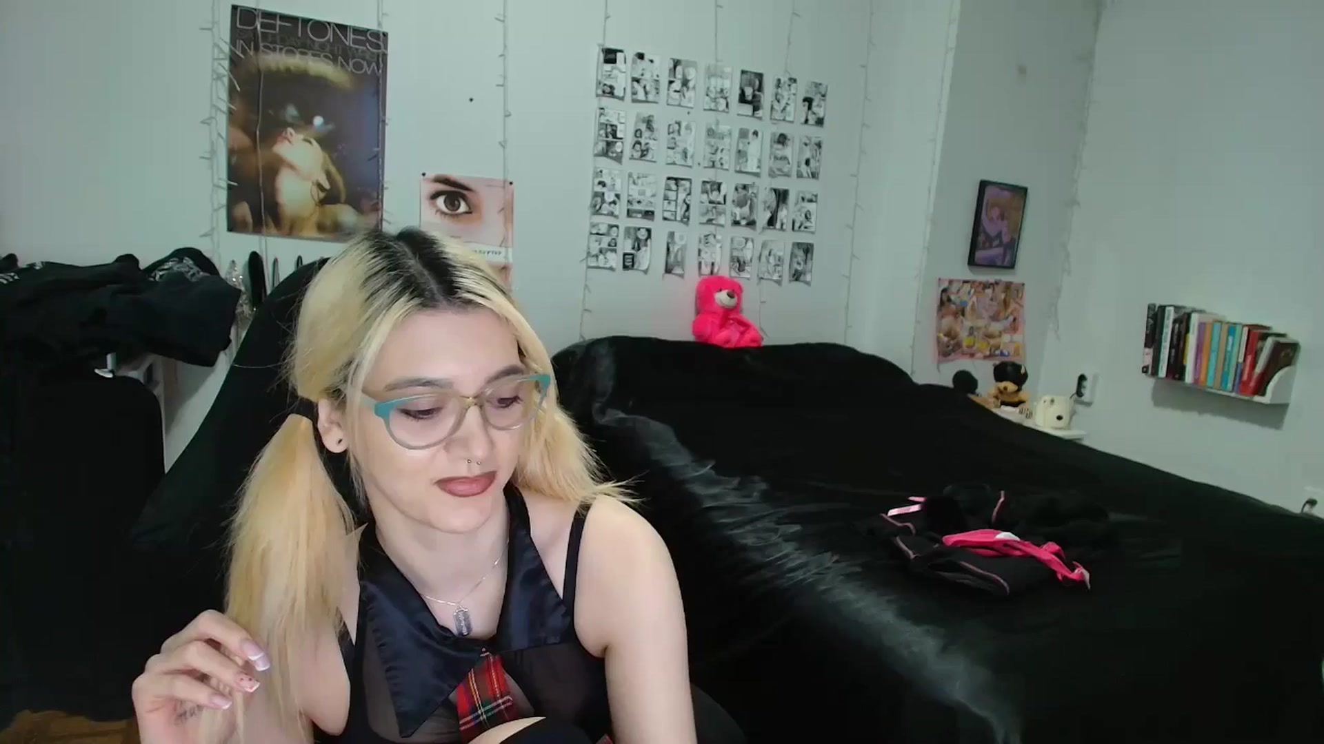 Gallery image thumbnail from AnnaTame's myfreecams stream on, 03/07/2026, 10:29 image 1 of 20
