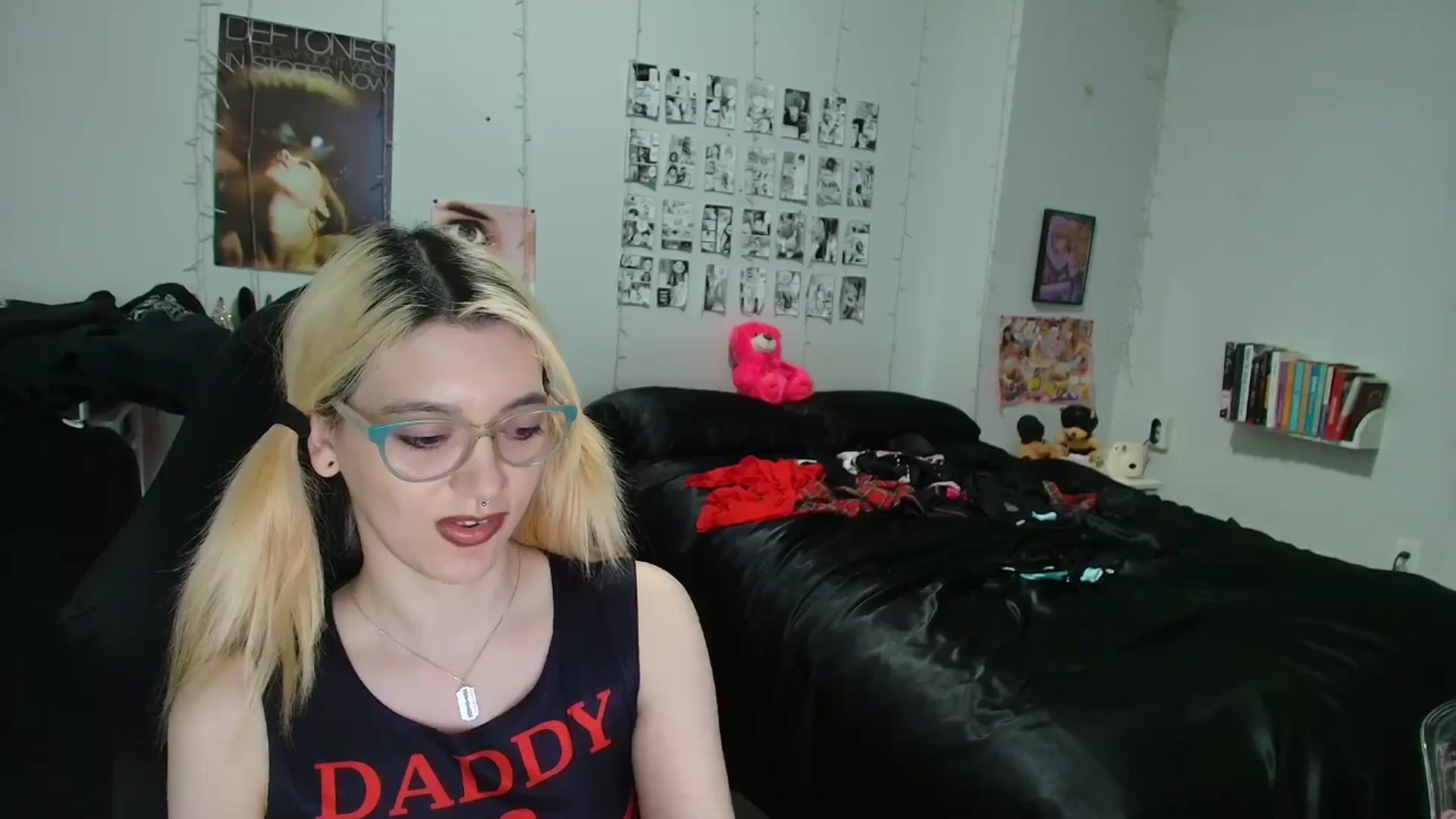Gallery image thumbnail from AnnaTame's myfreecams stream on, 03/07/2026, 11:50 image 17 of 20