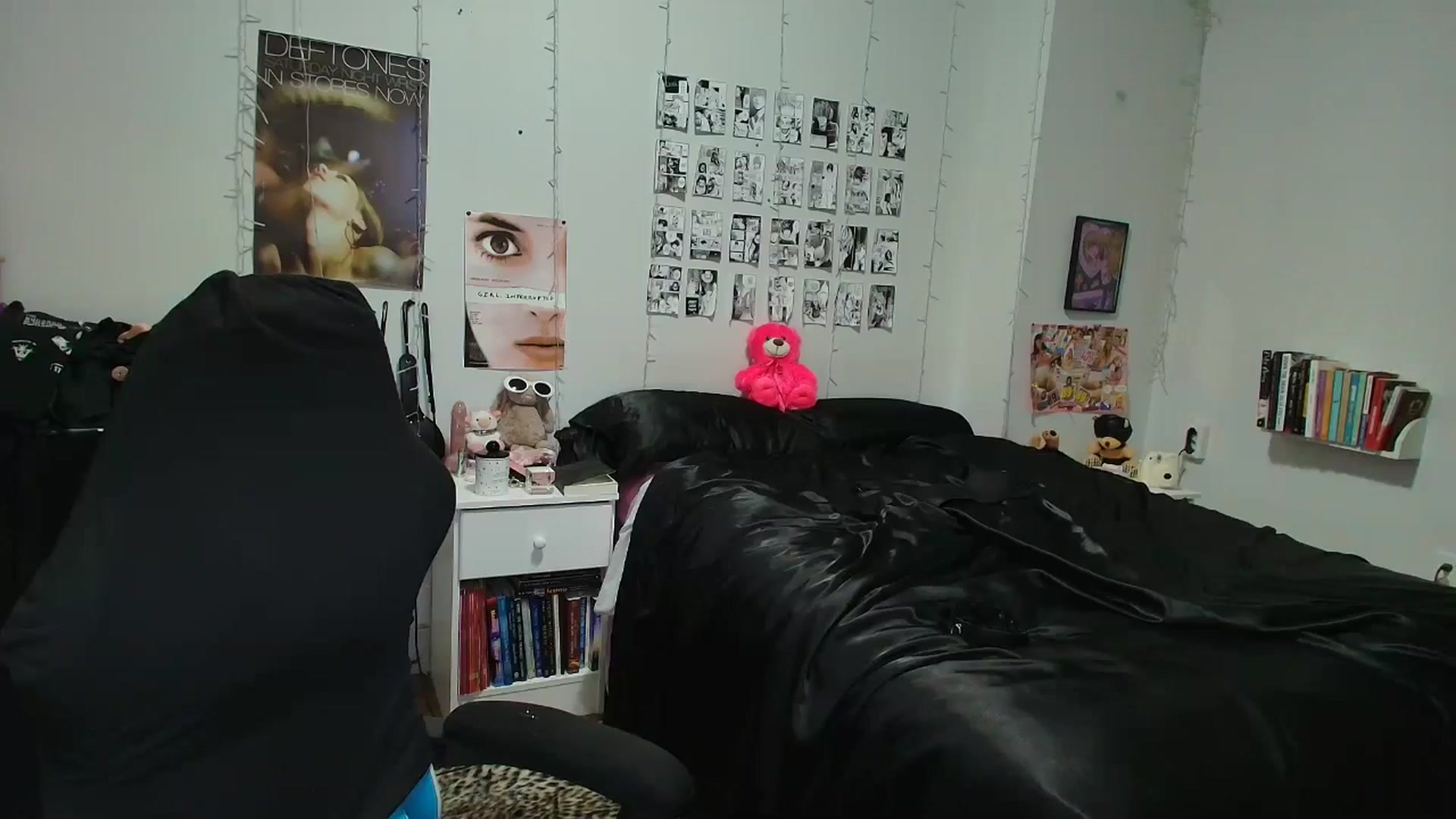 Gallery image thumbnail from AnnaTame's myfreecams stream on, 03/08/2026, 04:56 image 14 of 20