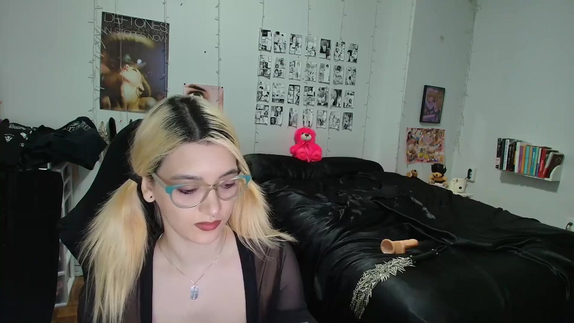 Gallery image thumbnail from AnnaTame's myfreecams stream on, 03/08/2026, 04:56 image 12 of 20