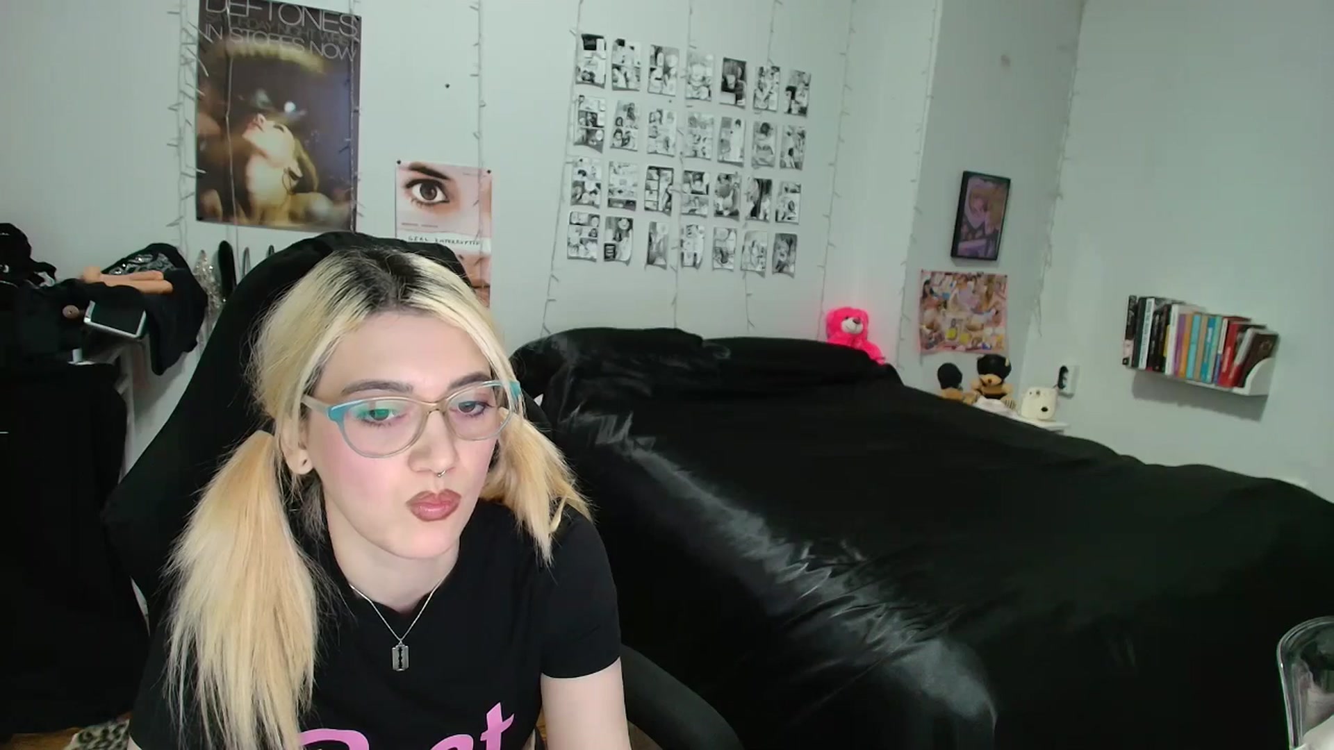 Gallery image thumbnail from AnnaTame's myfreecams stream on, 03/09/2026, 06:34 image 2 of 20
