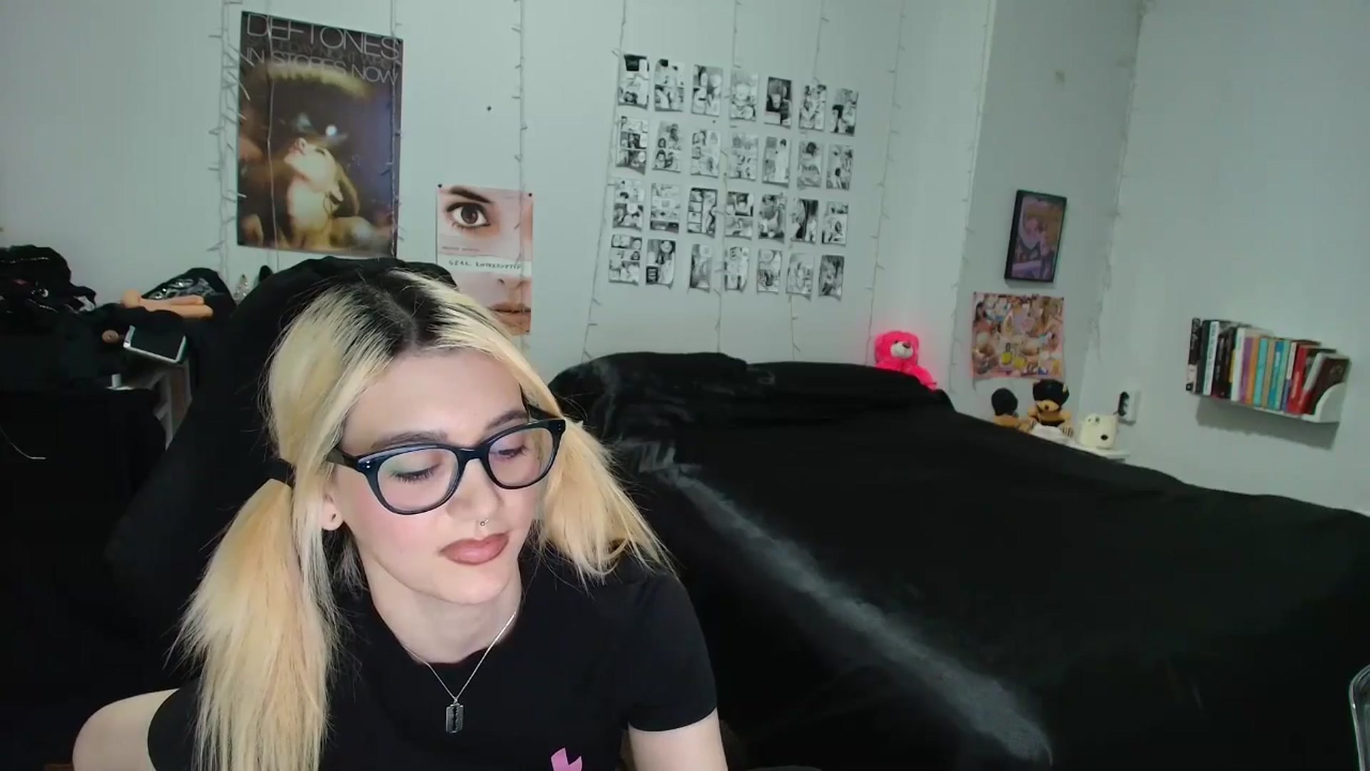 Gallery image thumbnail from AnnaTame's myfreecams stream on, 03/09/2026, 10:21 image 5 of 20