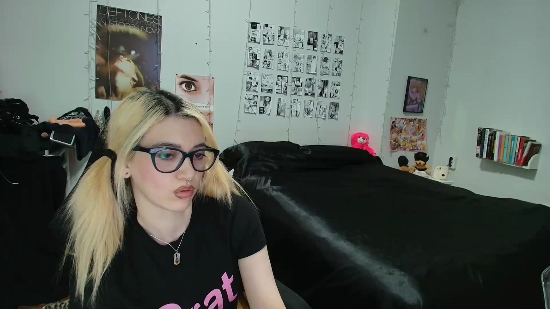 Gallery image thumbnail from AnnaTame's myfreecams stream on, 03/09/2026, 10:21 image 9 of 20