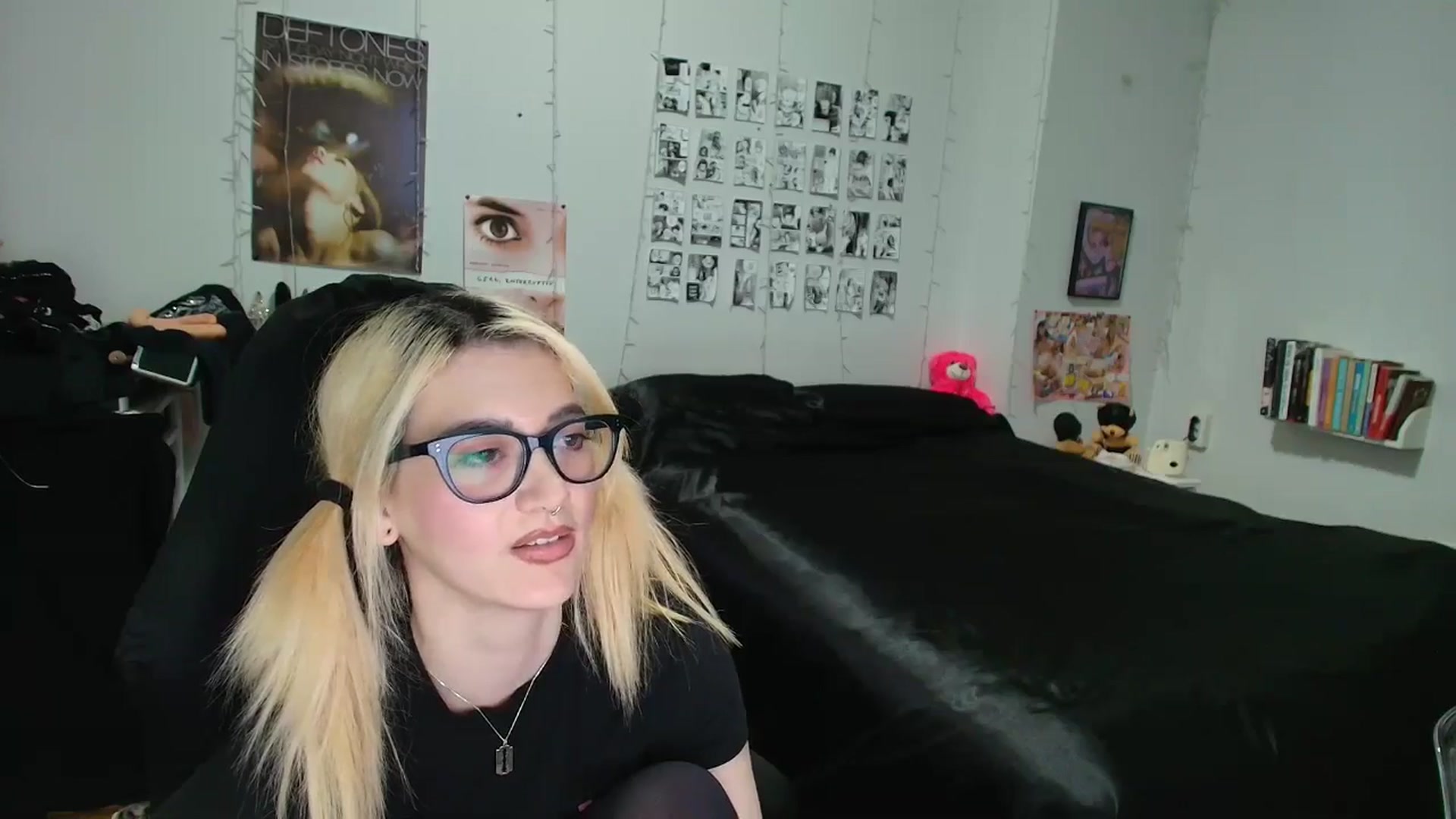 Gallery image thumbnail from AnnaTame's myfreecams stream on, 03/09/2026, 10:21 image 16 of 20