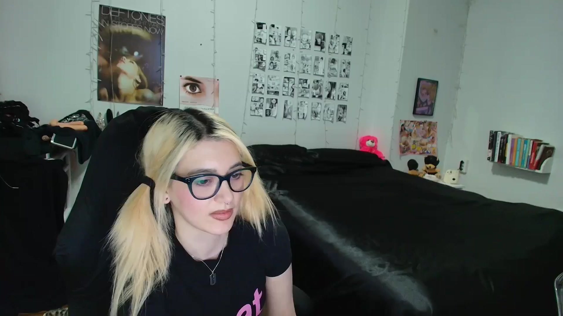 Gallery image thumbnail from AnnaTame's myfreecams stream on, 03/09/2026, 10:21 image 19 of 20
