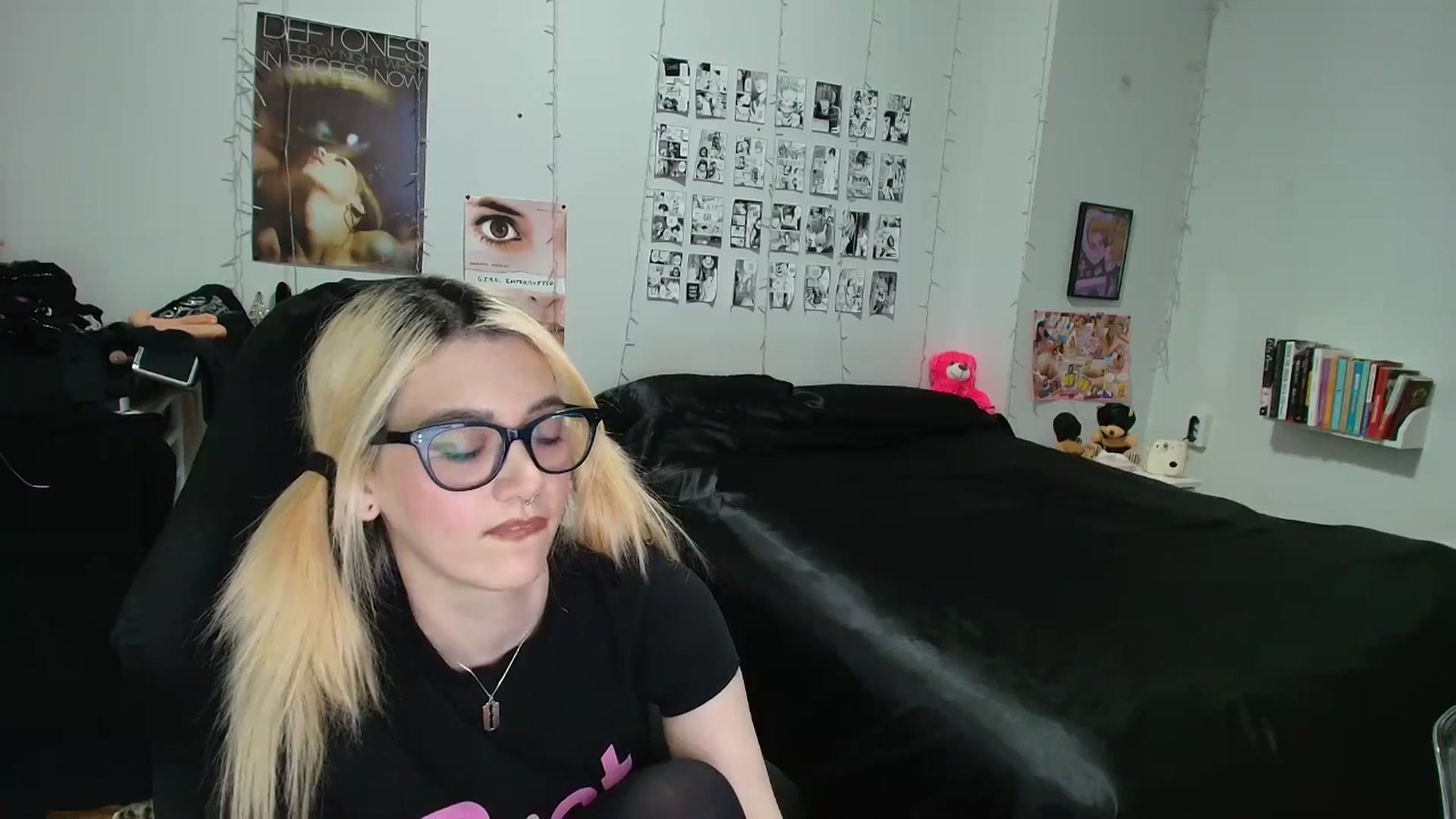 Gallery image thumbnail from AnnaTame's myfreecams stream on, 03/09/2026, 10:21 image 7 of 20