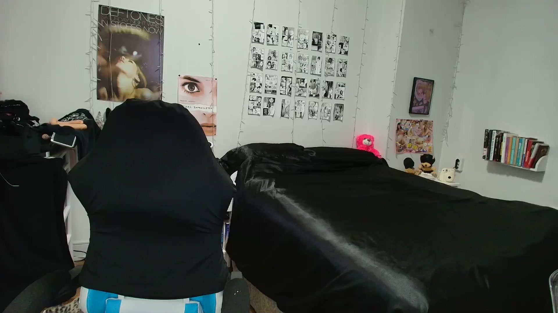 Gallery image thumbnail from AnnaTame's myfreecams stream on, 03/09/2026, 10:21 image 1 of 20