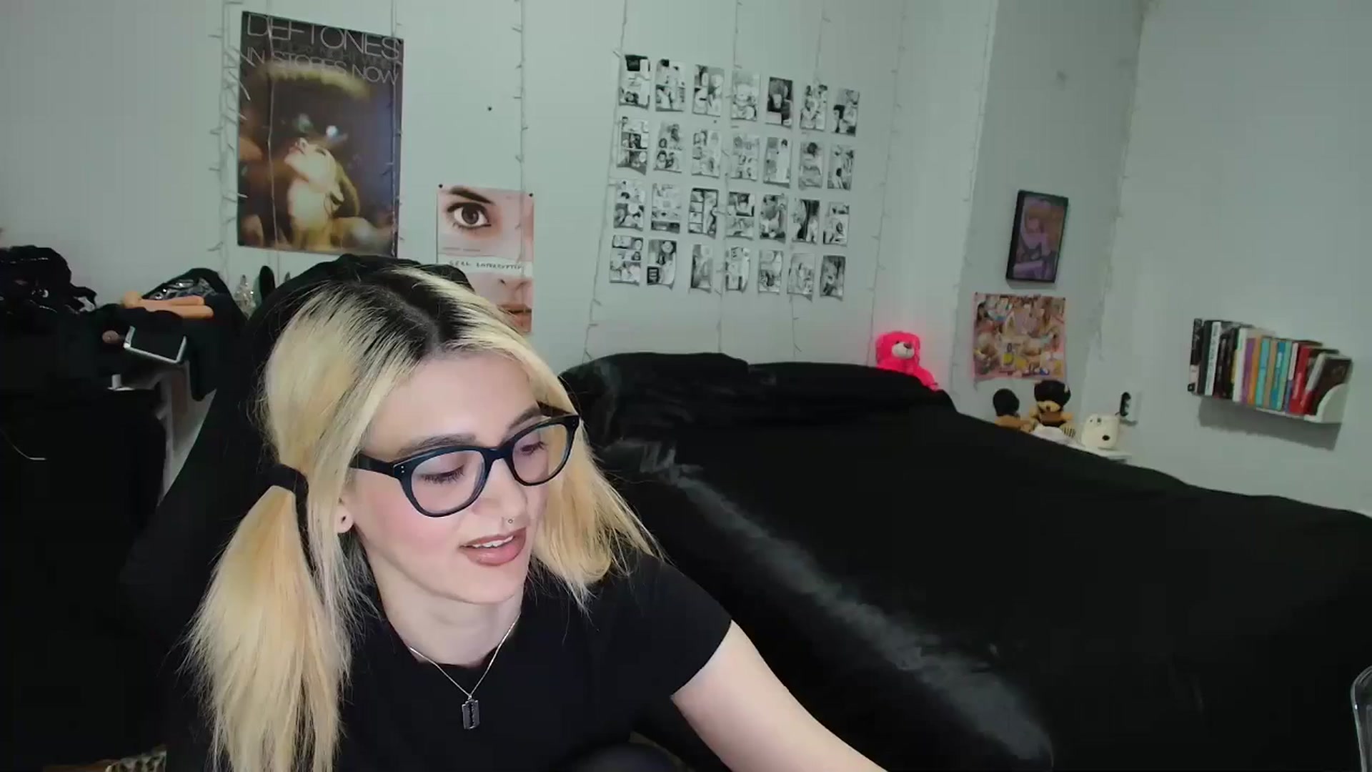 Gallery image thumbnail from AnnaTame's myfreecams stream on, 03/09/2026, 10:21 image 17 of 20