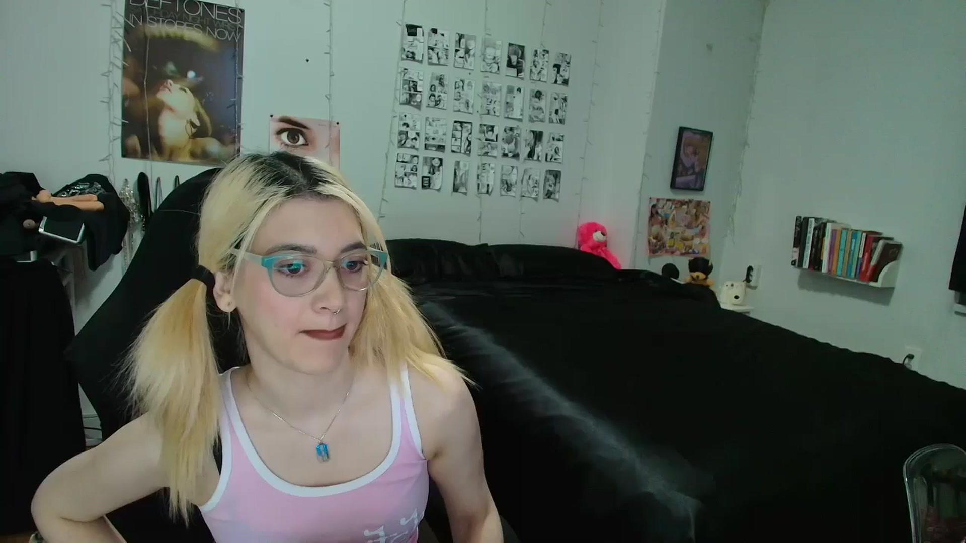 Gallery image thumbnail from AnnaTame's myfreecams stream on, 03/10/2026, 04:36 image 3 of 20