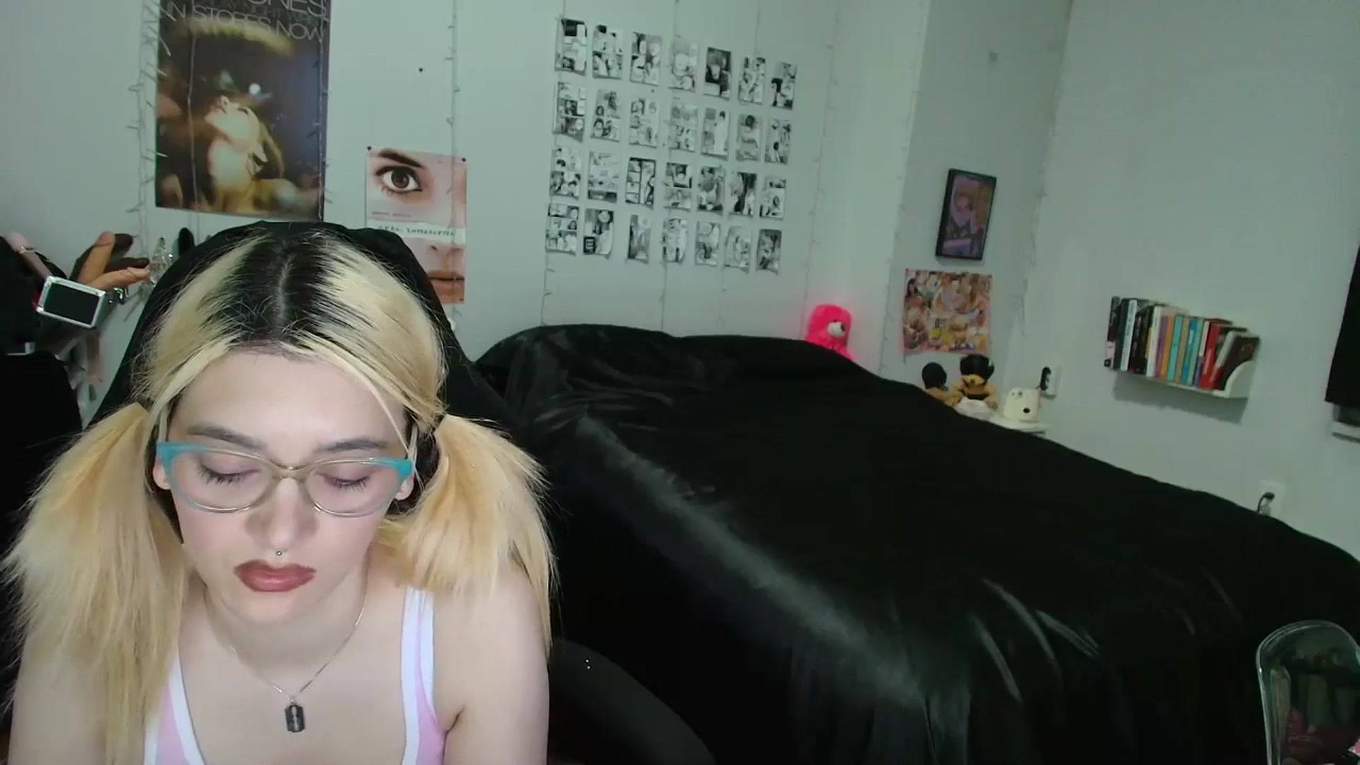 Gallery image thumbnail from AnnaTame's myfreecams stream on, 03/10/2026, 05:52 image 7 of 20