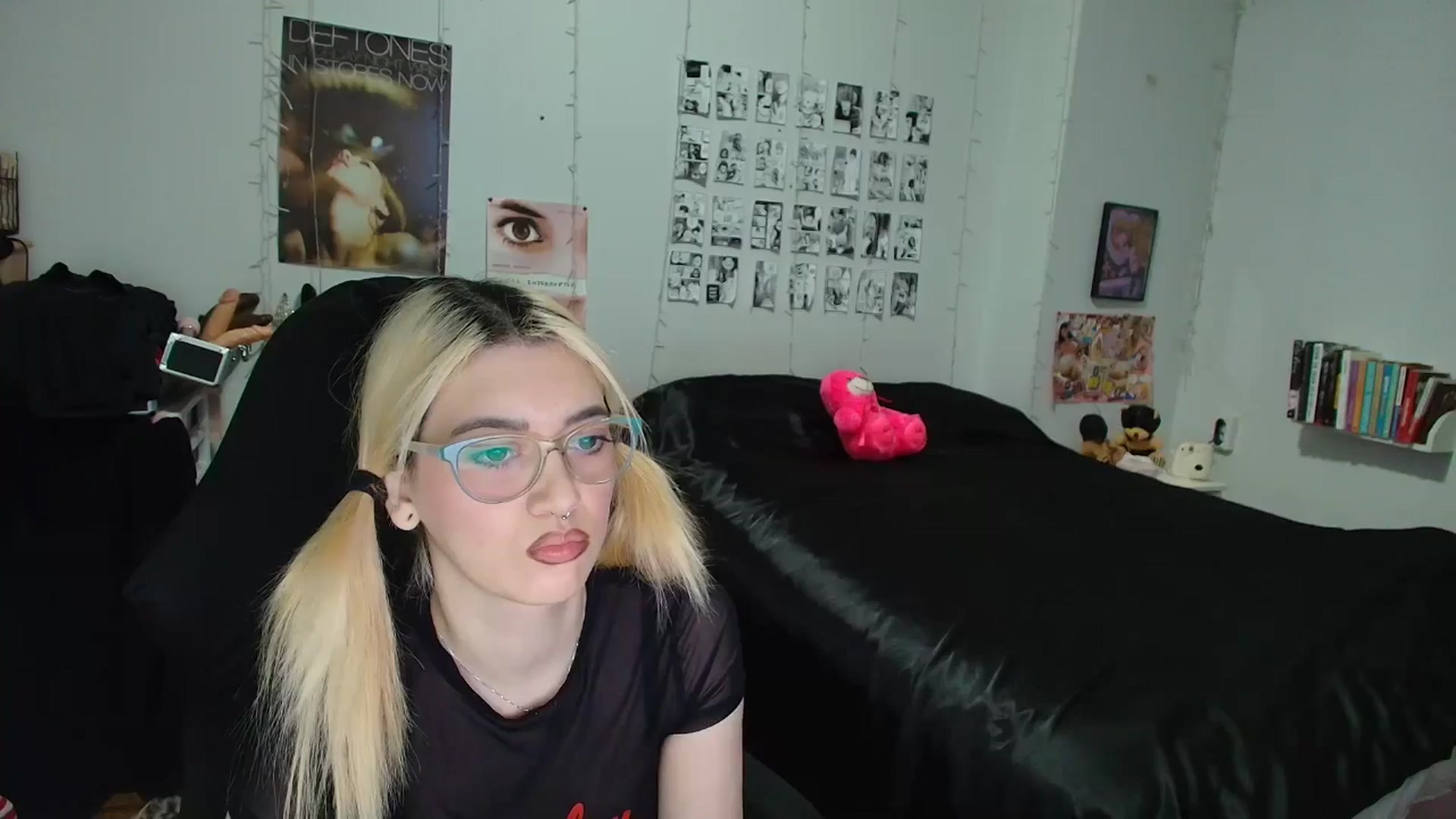 Gallery image thumbnail from AnnaTame's myfreecams stream on, 03/12/2026, 04:36 image 7 of 20
