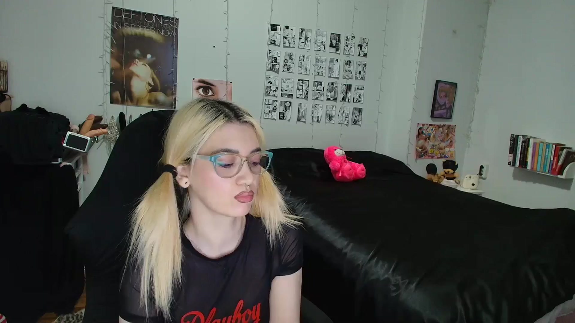 Gallery image thumbnail from AnnaTame's myfreecams stream on, 03/12/2026, 04:36 image 16 of 20