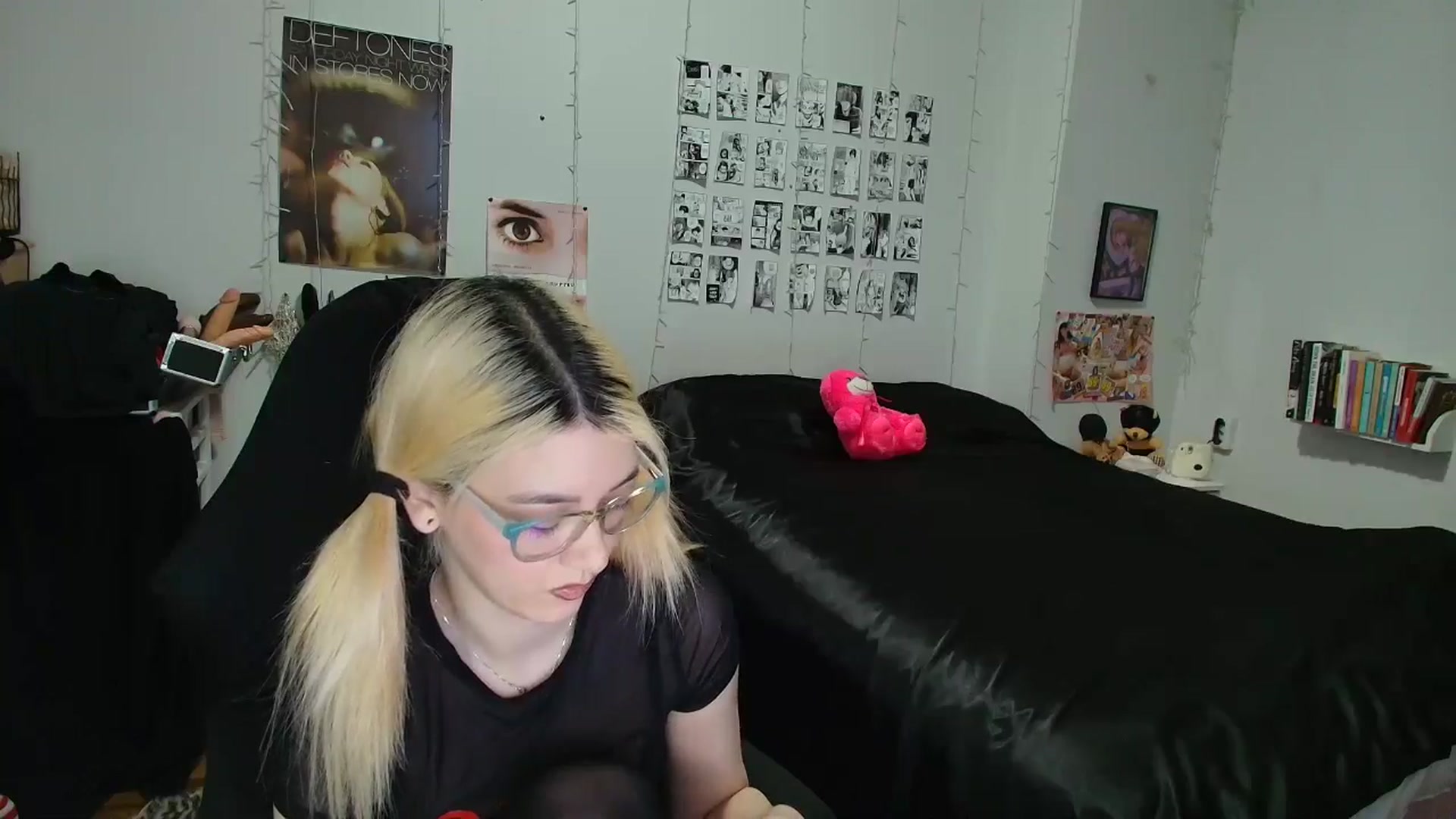 Gallery image thumbnail from AnnaTame's myfreecams stream on, 03/12/2026, 04:36 image 3 of 20