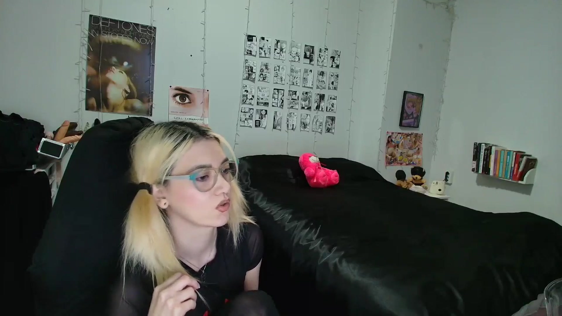 Gallery image thumbnail from AnnaTame's myfreecams stream on, 03/12/2026, 10:22 image 17 of 20