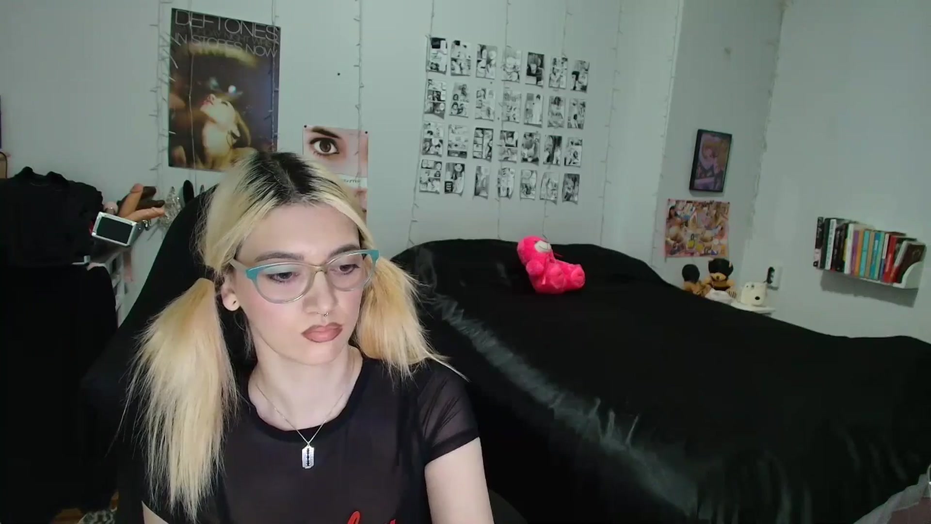 Gallery image thumbnail from AnnaTame's myfreecams stream on, 03/12/2026, 10:22 image 3 of 20