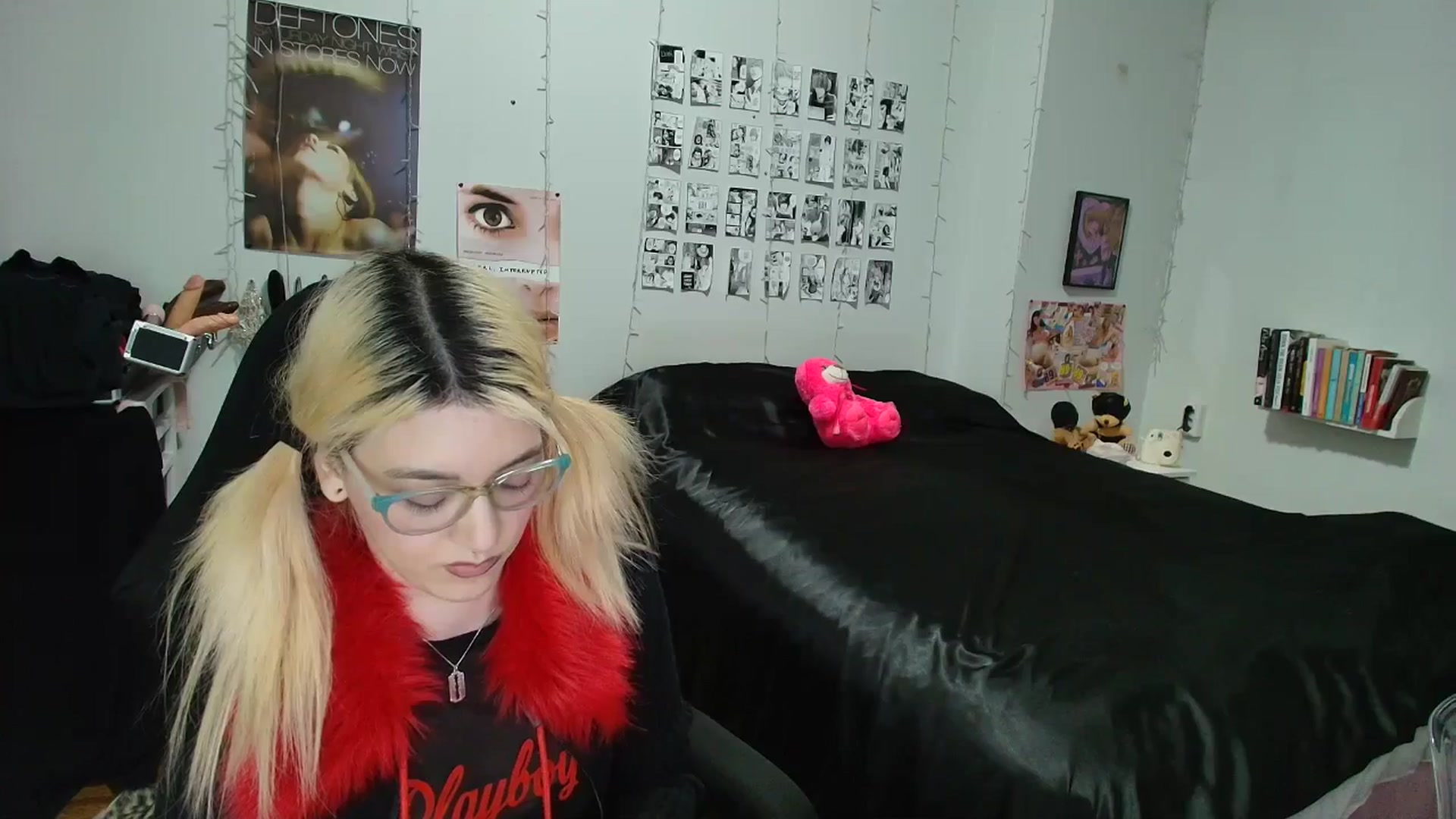 Gallery image thumbnail from AnnaTame's myfreecams stream on, 03/12/2026, 10:22 image 12 of 20