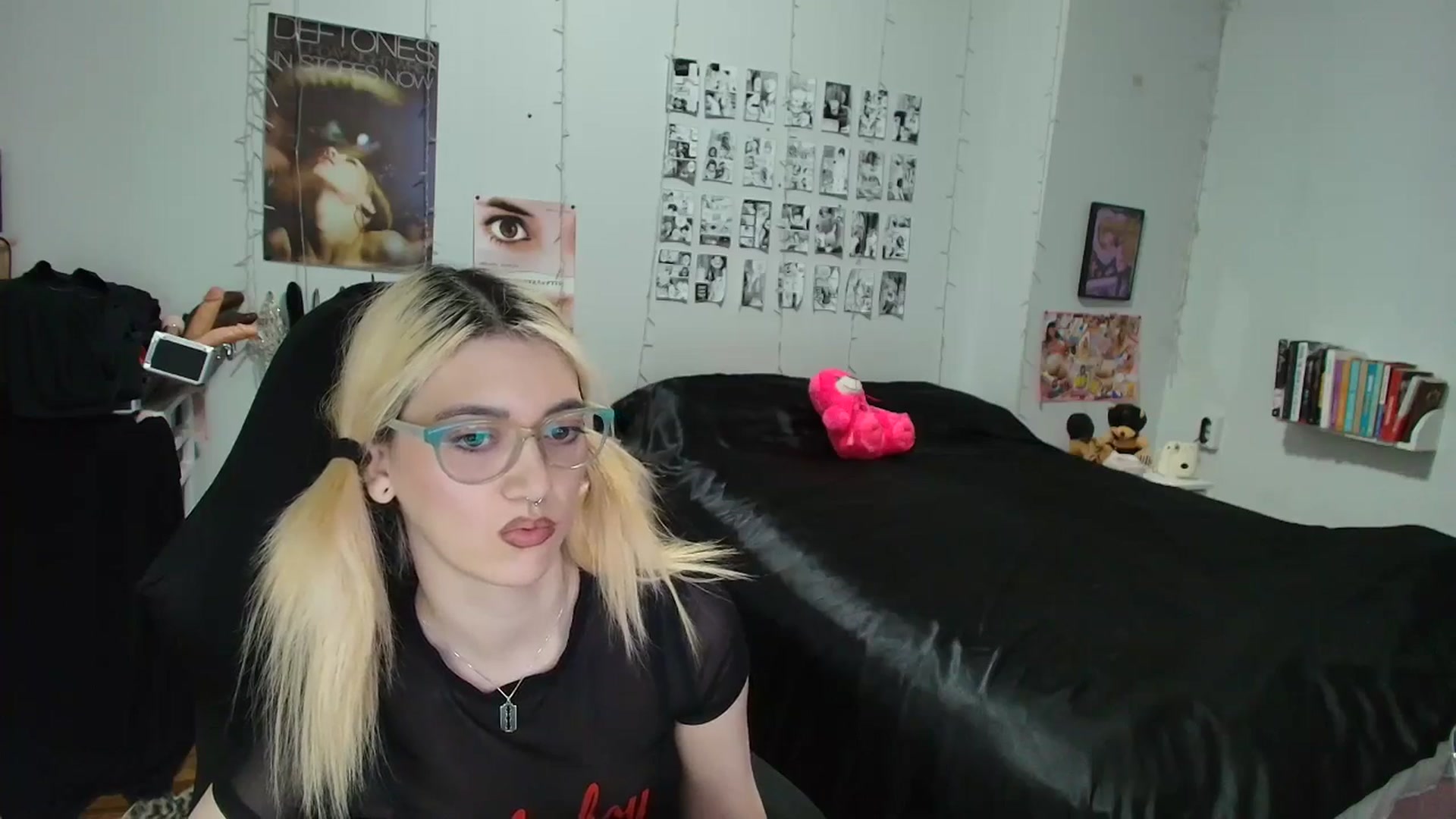 Gallery image thumbnail from AnnaTame's myfreecams stream on, 03/12/2026, 10:22 image 4 of 20