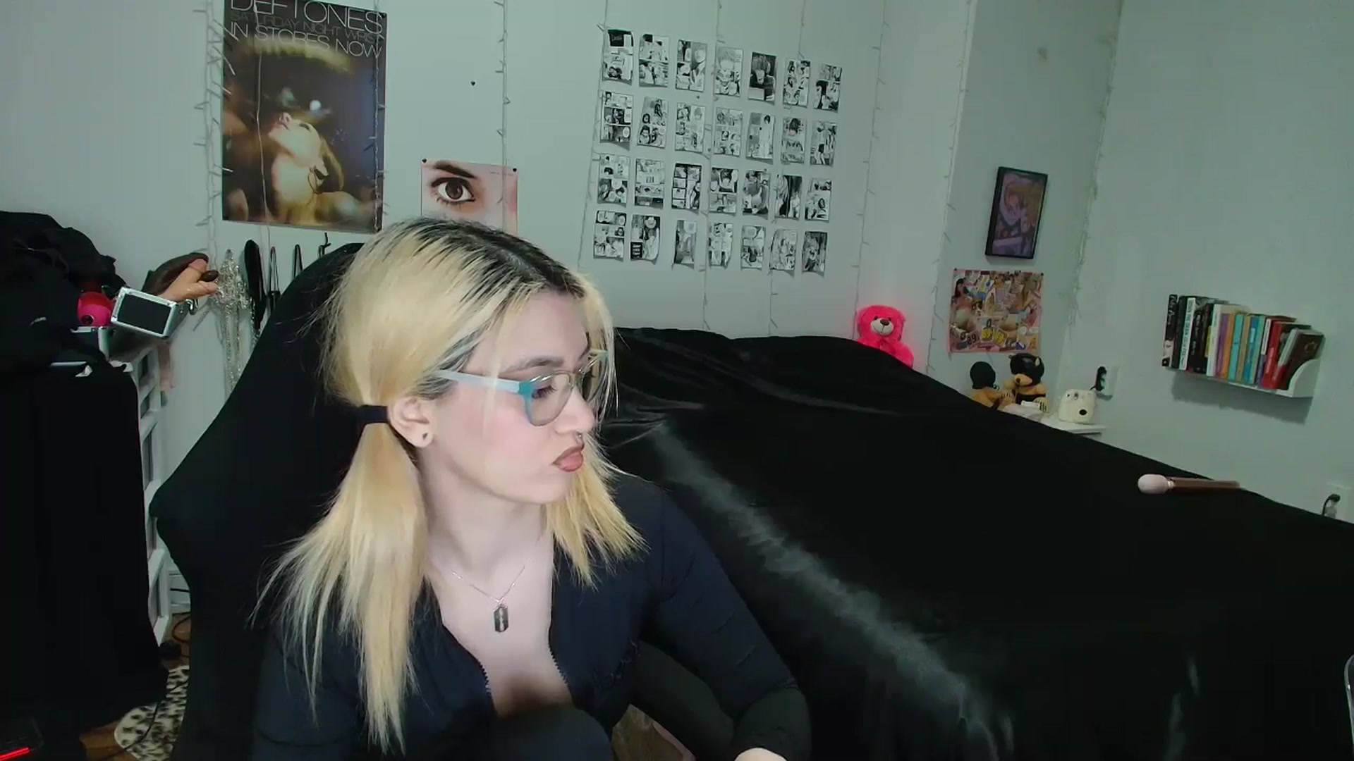 Gallery image thumbnail from AnnaTame's myfreecams stream on, 03/15/2026, 04:28 image 2 of 20