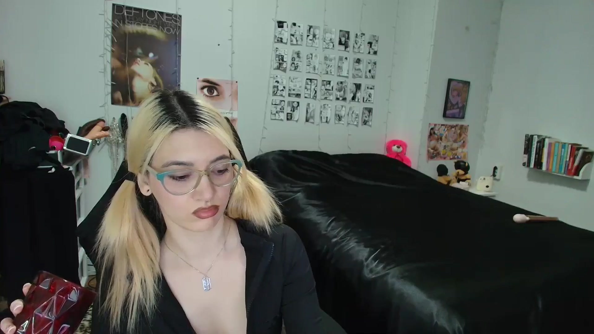 Gallery image thumbnail from AnnaTame's myfreecams stream on, 03/15/2026, 05:08 image 17 of 20