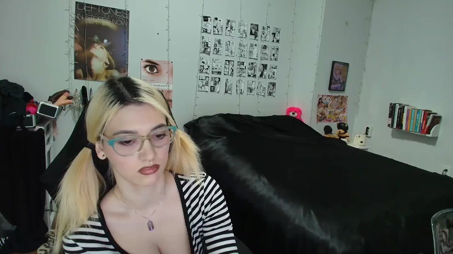 Gallery image thumbnail from AnnaTame's myfreecams stream on, 03/16/2026, 05:17 image 1 of 20
