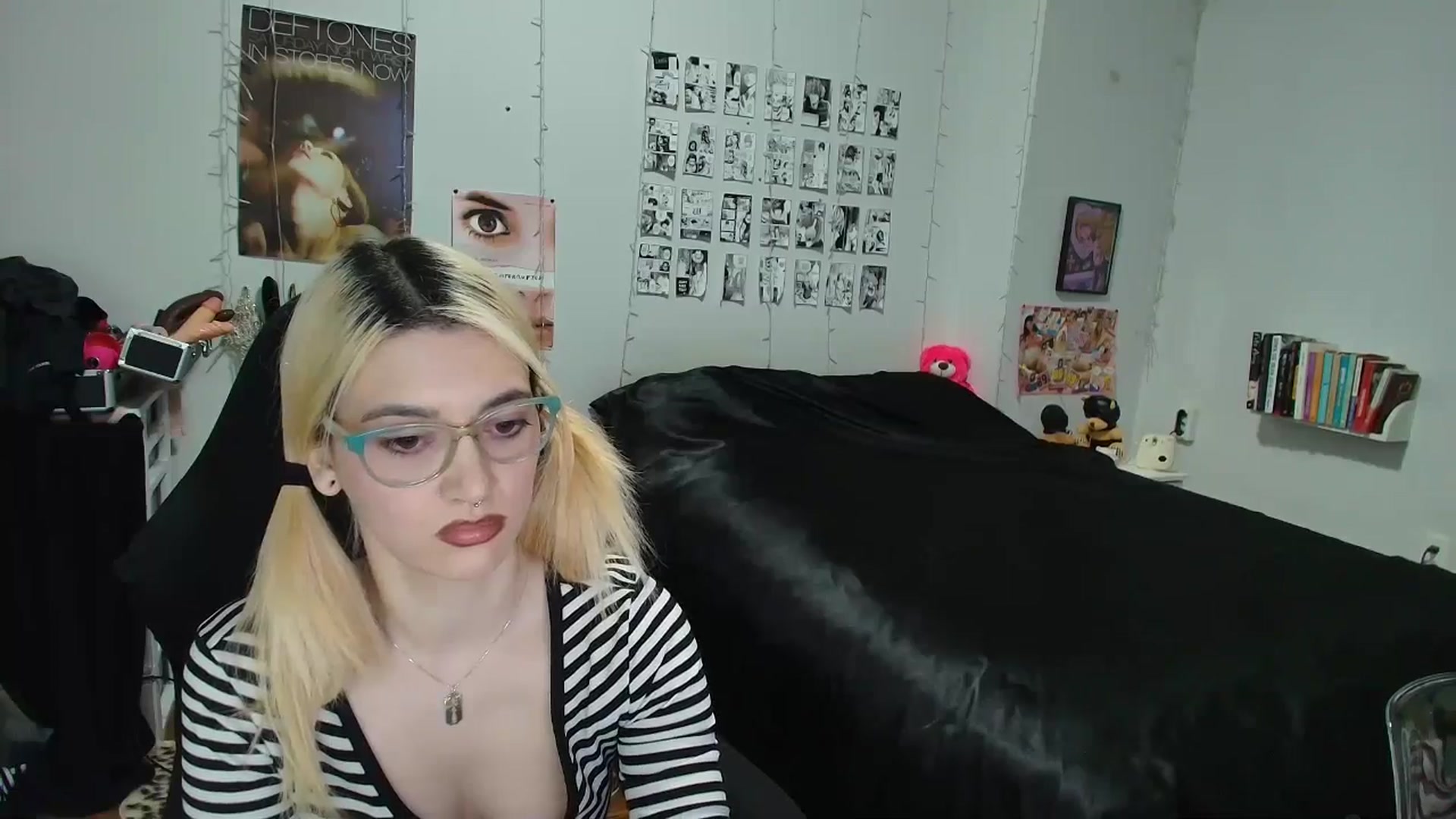 Gallery image thumbnail from AnnaTame's myfreecams stream on, 03/16/2026, 05:17 image 12 of 20