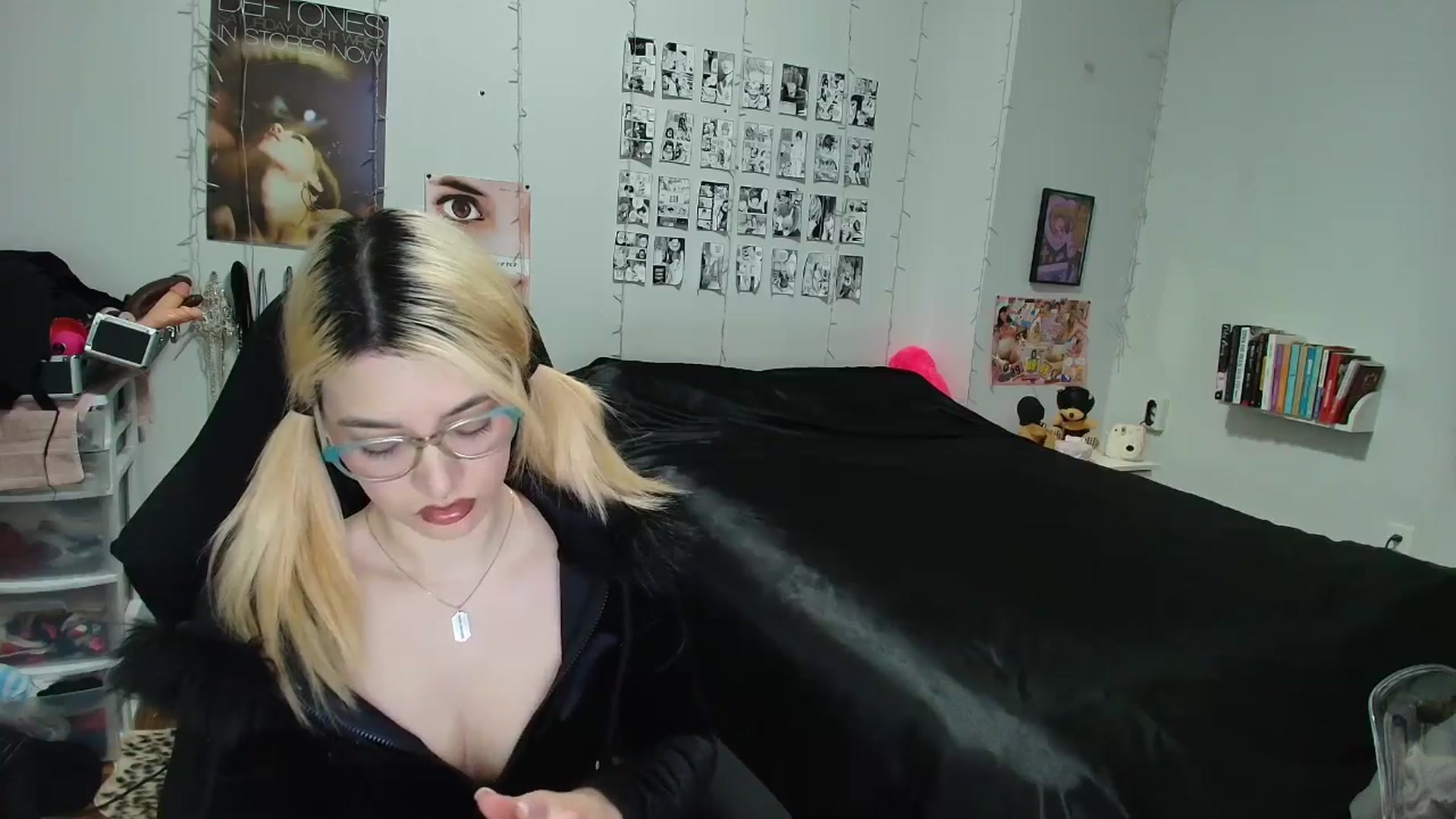 Gallery image thumbnail from AnnaTame's myfreecams stream on, 03/17/2026, 02:47 image 9 of 20