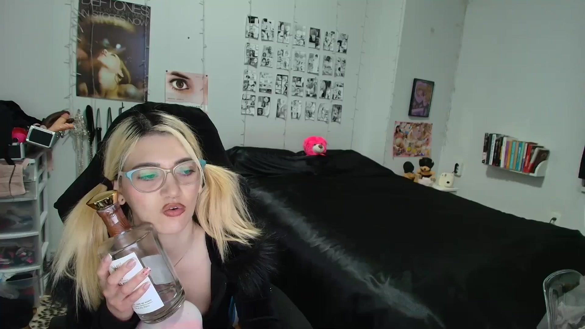 Gallery image thumbnail from AnnaTame's myfreecams stream on, 03/17/2026, 07:35 image 13 of 20
