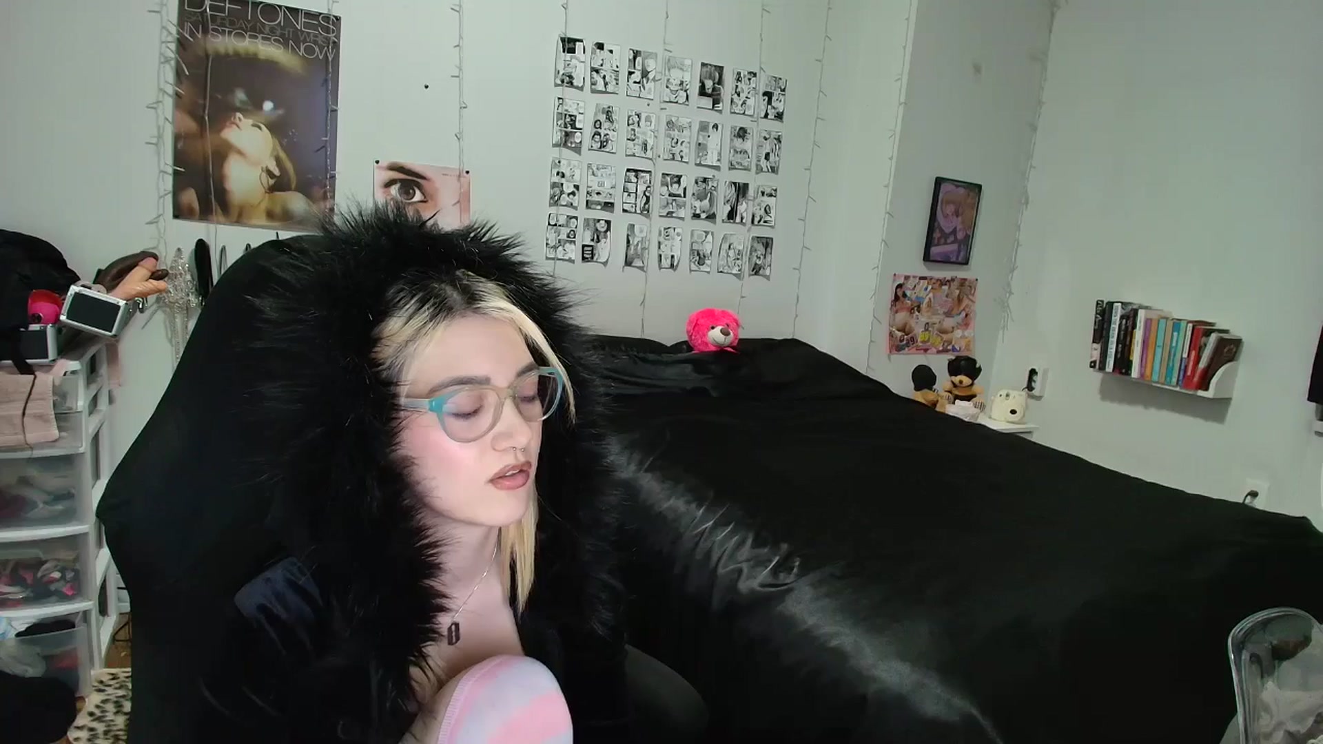 Gallery image thumbnail from AnnaTame's myfreecams stream on, 03/17/2026, 08:30 image 12 of 20