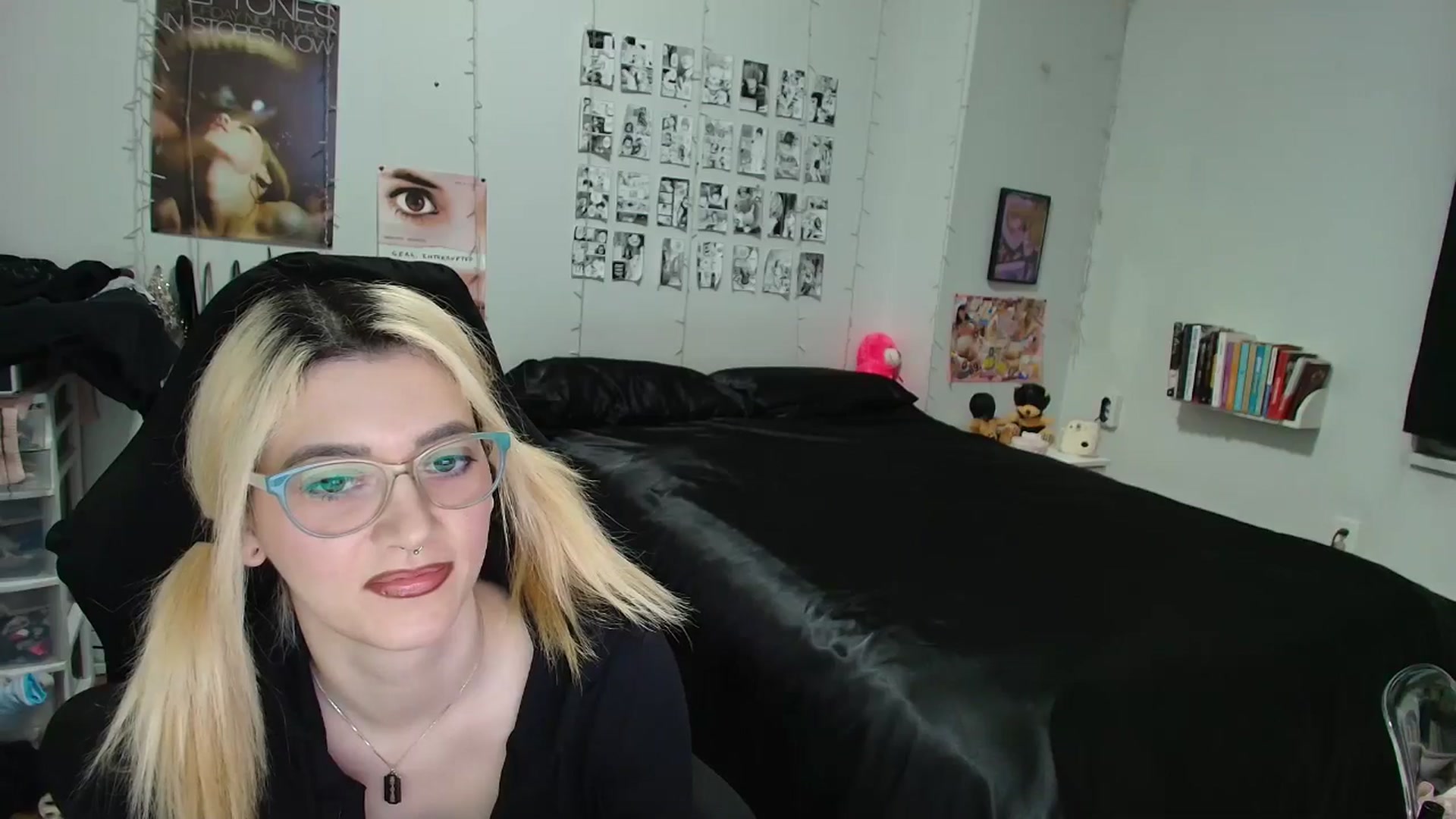Gallery image thumbnail from AnnaTame's myfreecams stream on, 03/18/2026, 04:42 image 12 of 20