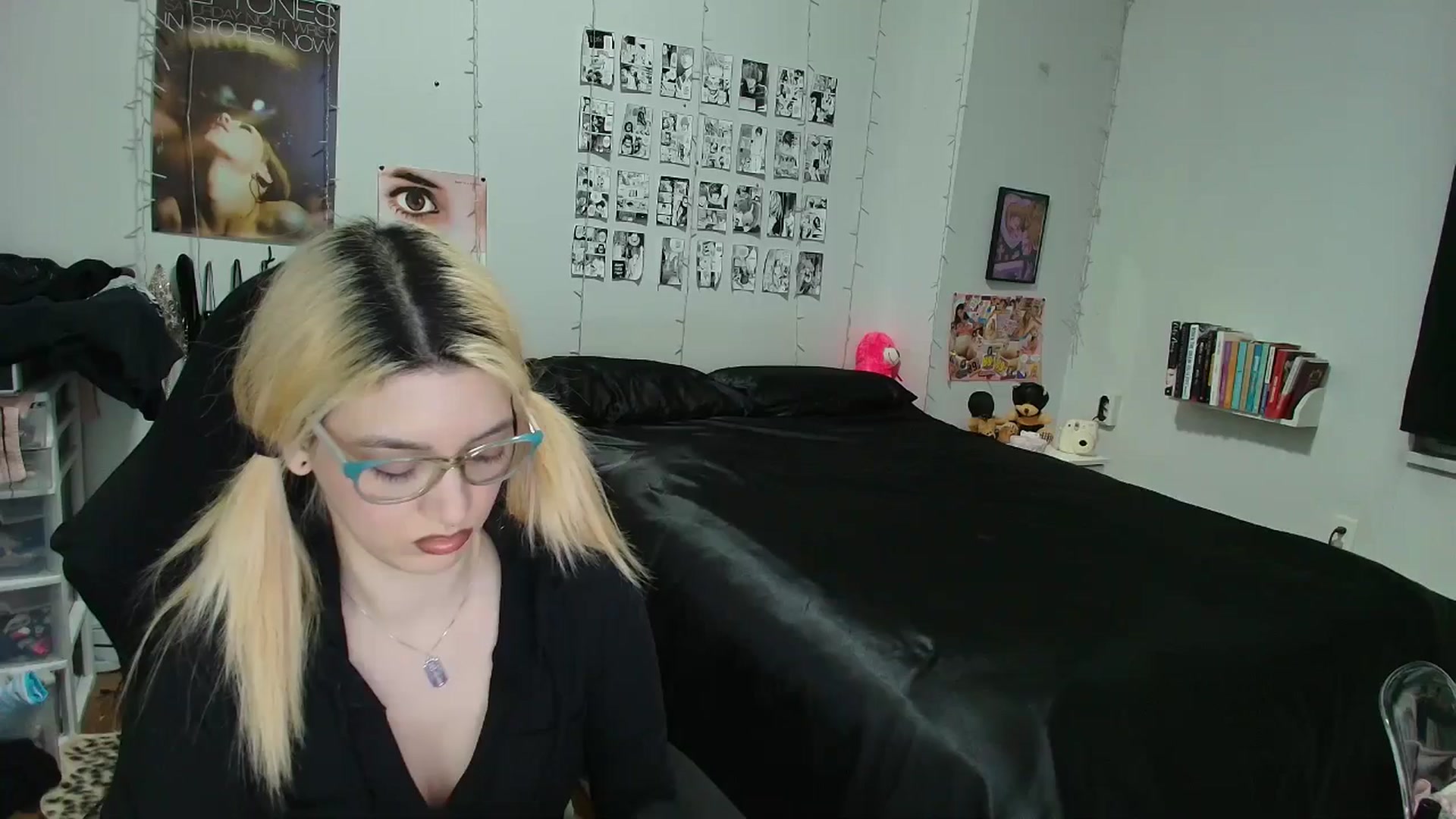 Gallery image thumbnail from AnnaTame's myfreecams stream on, 03/18/2026, 04:42 image 1 of 20