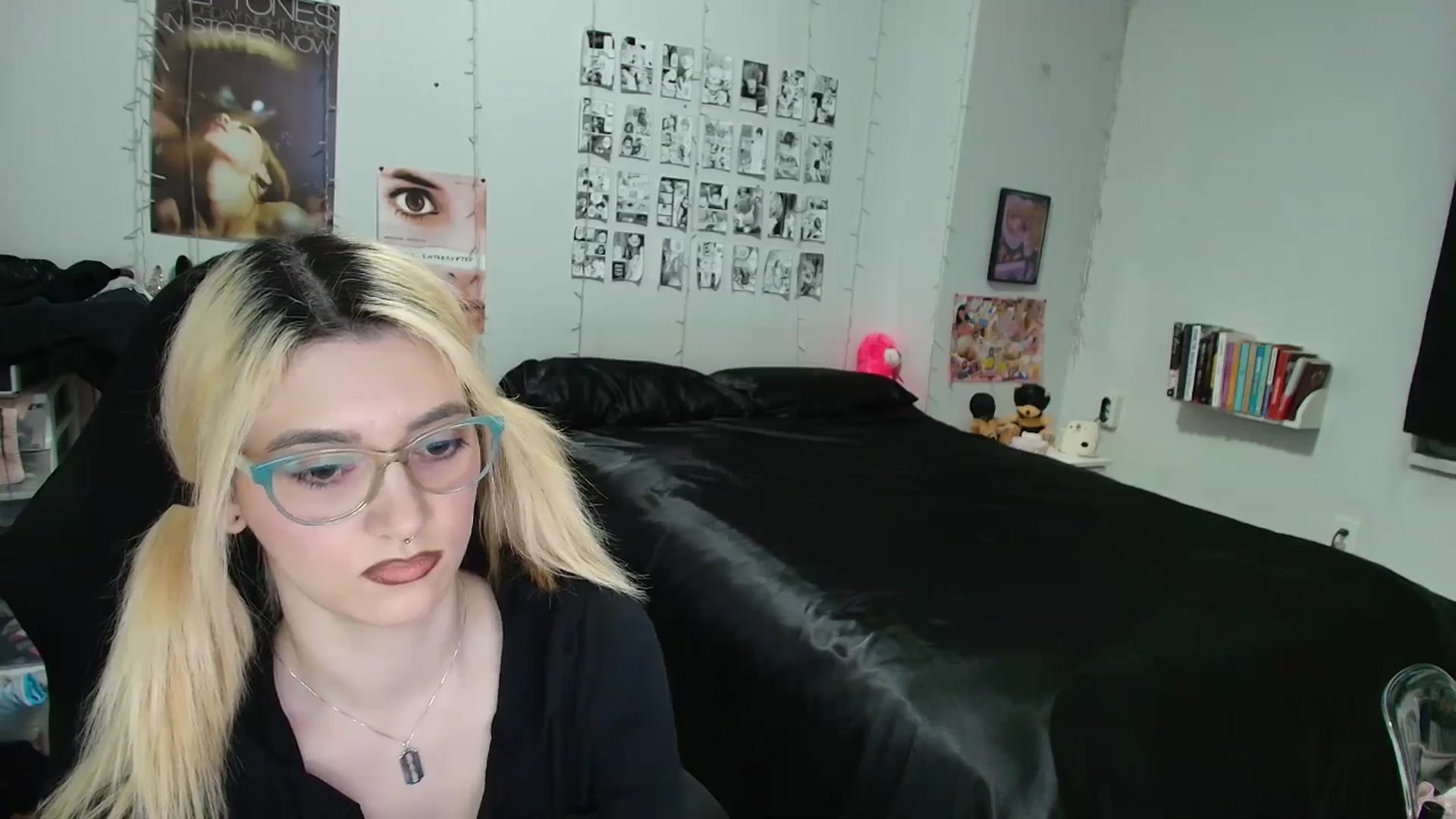 Gallery image thumbnail from AnnaTame's myfreecams stream on, 03/18/2026, 04:42 image 19 of 20