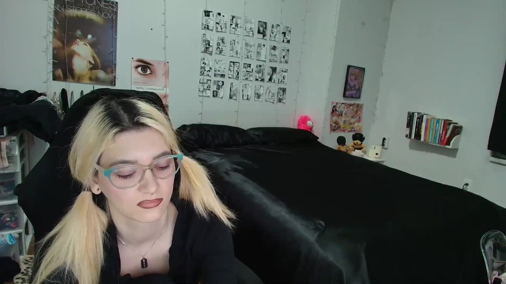 Gallery image thumbnail from AnnaTame's myfreecams stream on, 03/18/2026, 04:42 image 5 of 20