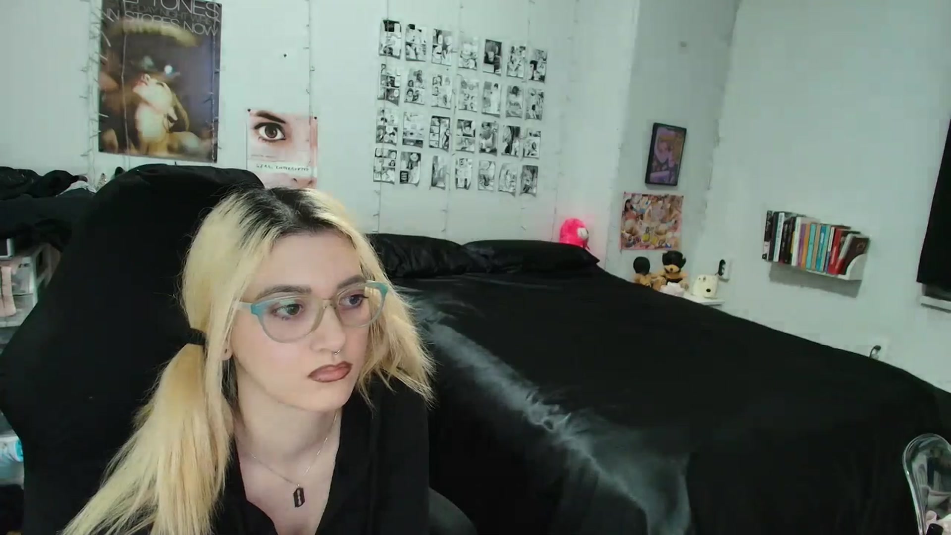 Gallery image thumbnail from AnnaTame's myfreecams stream on, 03/18/2026, 04:42 image 20 of 20