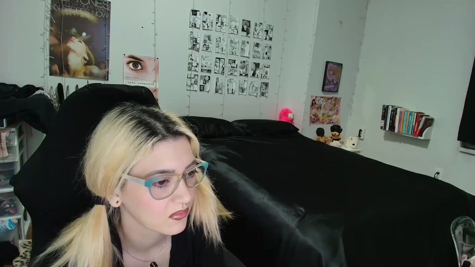 Gallery image thumbnail from AnnaTame's myfreecams stream on, 03/18/2026, 04:42 image 2 of 20