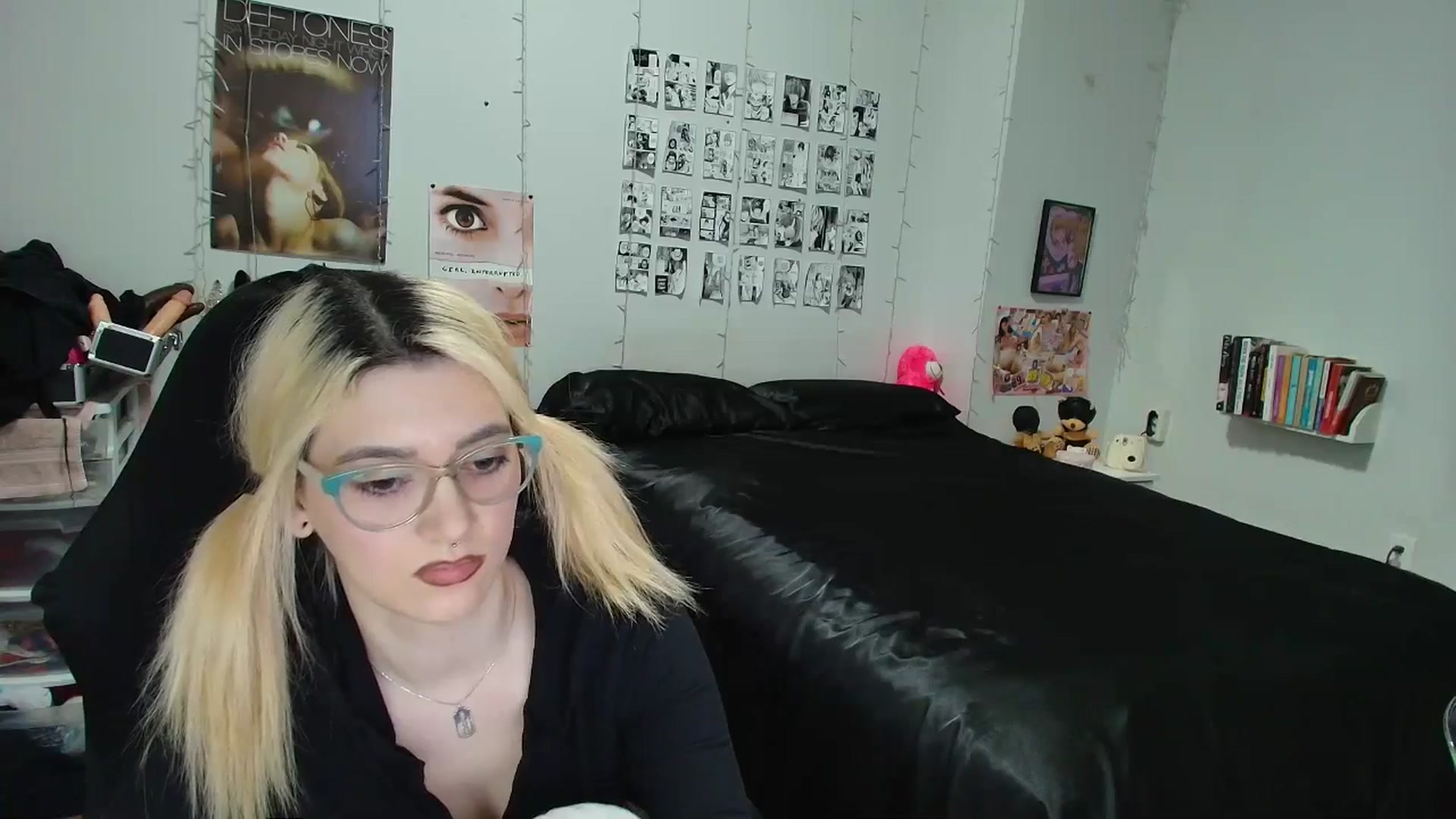 Gallery image thumbnail from AnnaTame's myfreecams stream on, 03/18/2026, 05:59 image 15 of 20