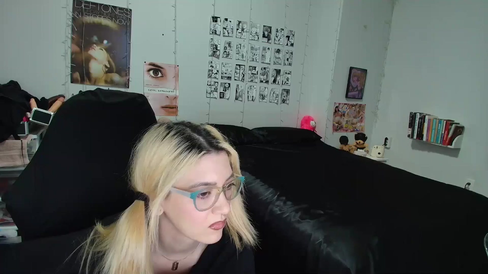 Gallery image thumbnail from AnnaTame's myfreecams stream on, 03/18/2026, 05:59 image 10 of 20