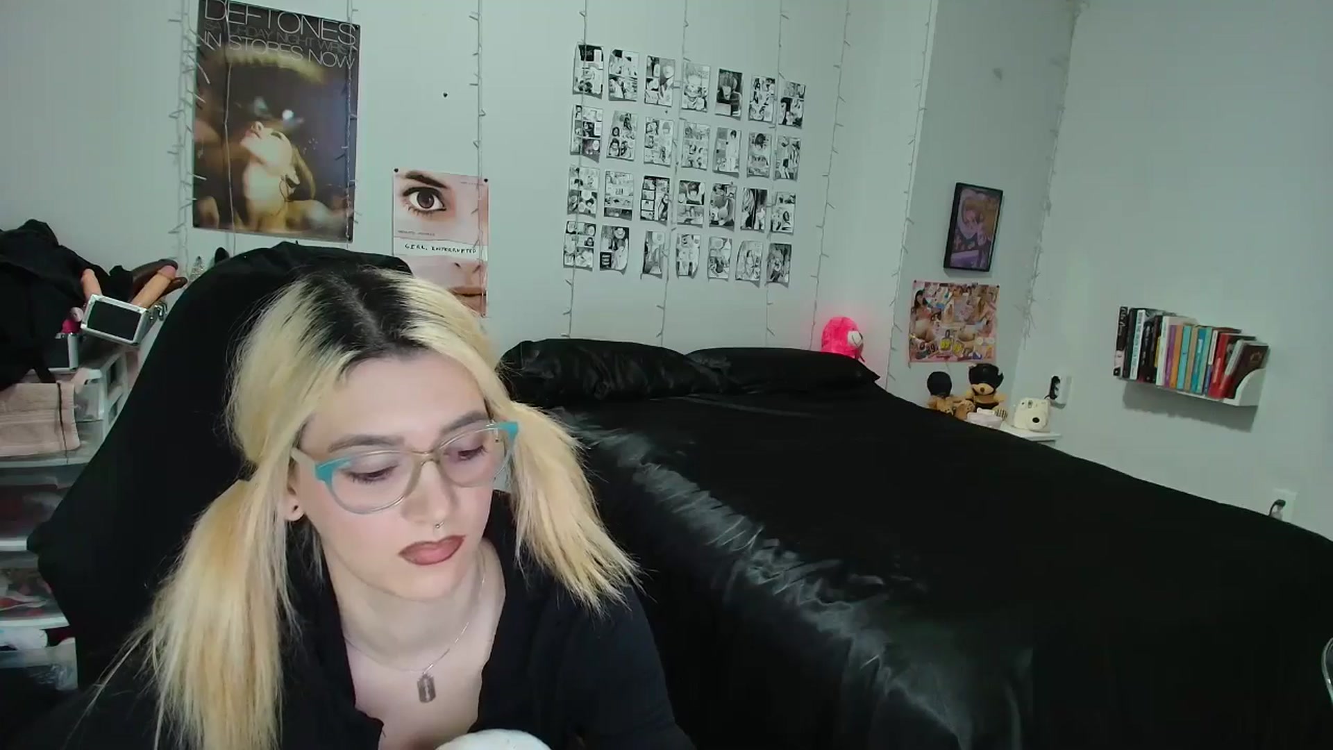 Gallery image thumbnail from AnnaTame's myfreecams stream on, 03/18/2026, 05:59 image 19 of 20