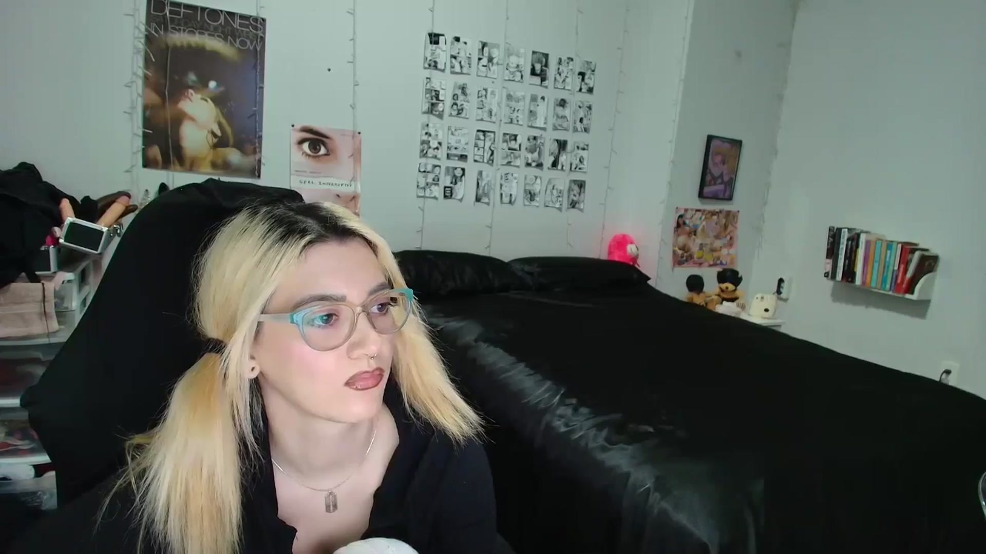 Gallery image thumbnail from AnnaTame's myfreecams stream on, 03/18/2026, 05:59 image 18 of 20