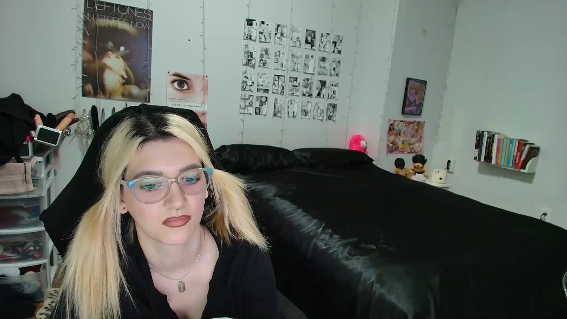 Gallery image thumbnail from AnnaTame's myfreecams stream on, 03/18/2026, 05:59 image 1 of 20