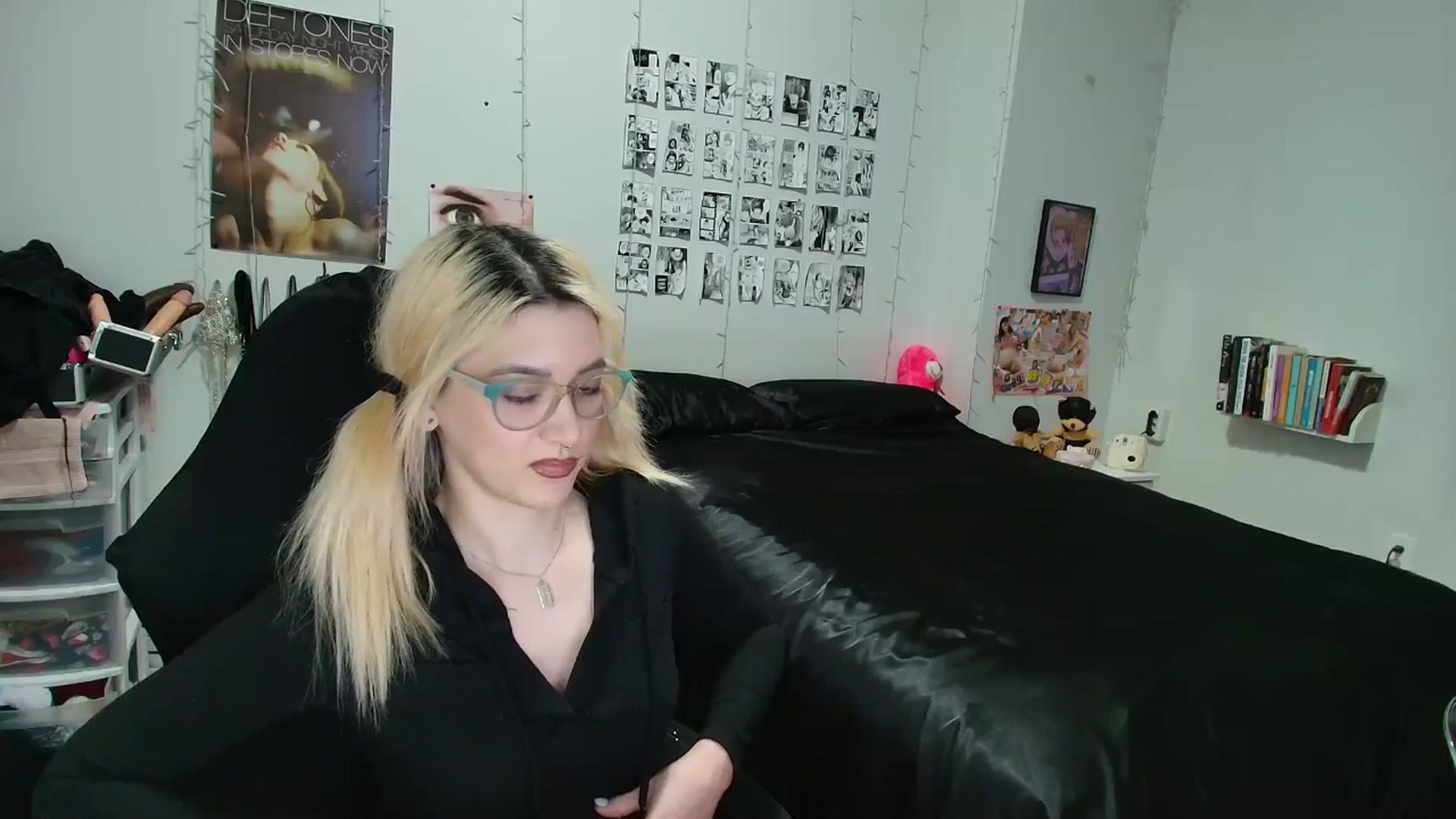 Gallery image thumbnail from AnnaTame's myfreecams stream on, 03/18/2026, 05:59 image 2 of 20