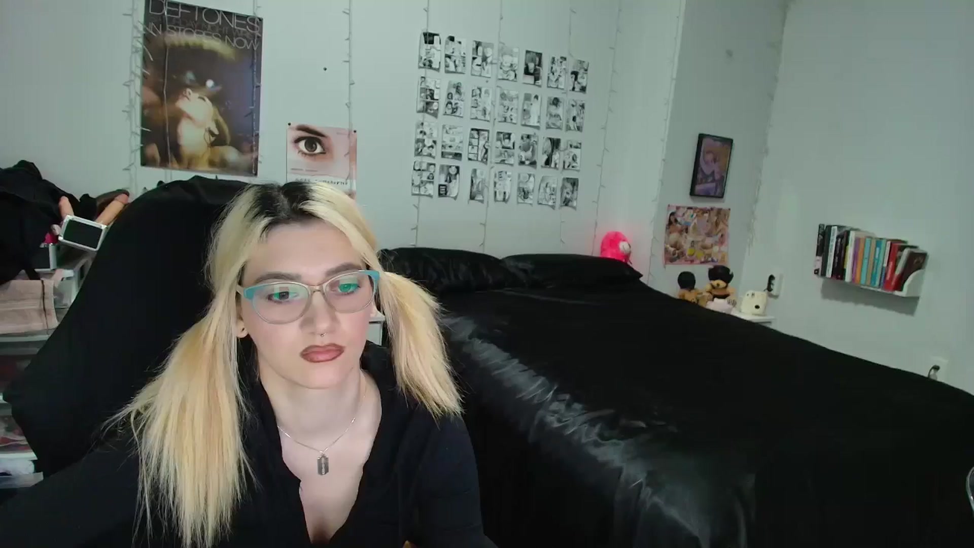 Gallery image thumbnail from AnnaTame's myfreecams stream on, 03/18/2026, 05:59 image 12 of 20