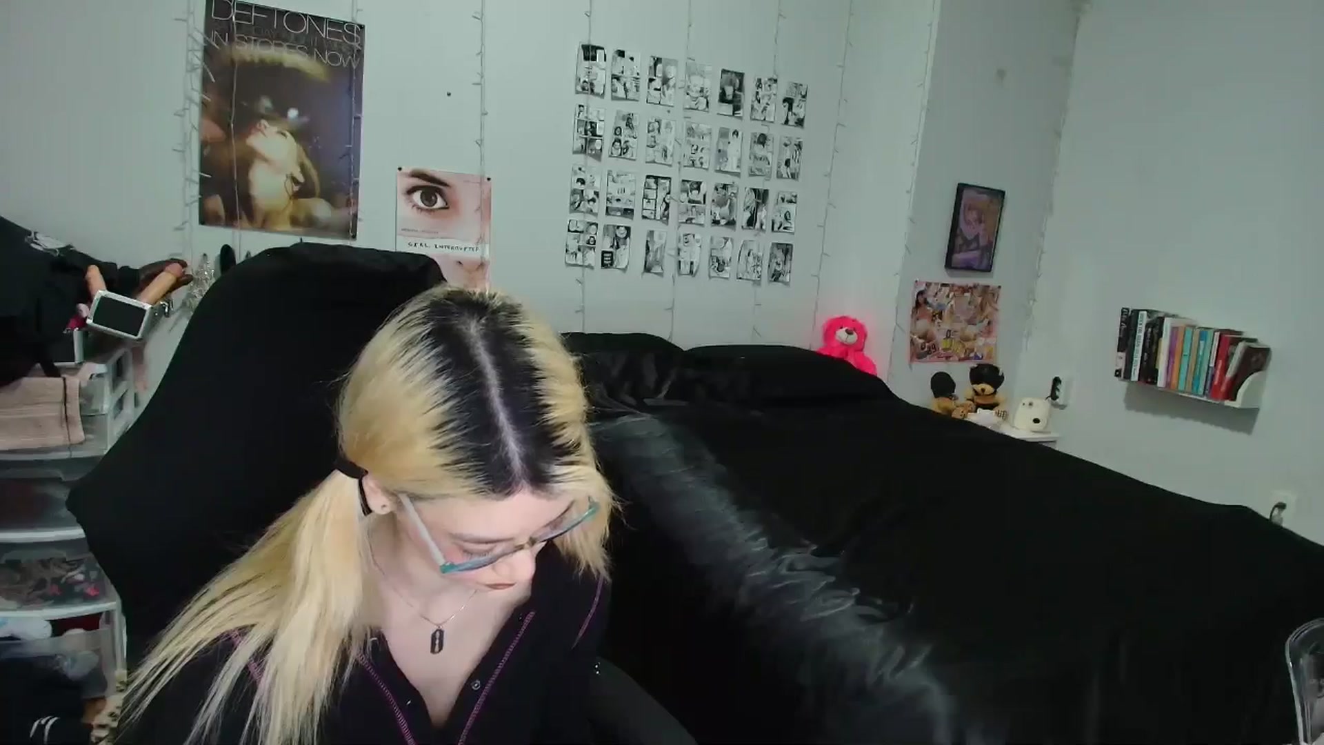 Gallery image thumbnail from AnnaTame's myfreecams stream on, 03/19/2026, 05:17 image 11 of 20