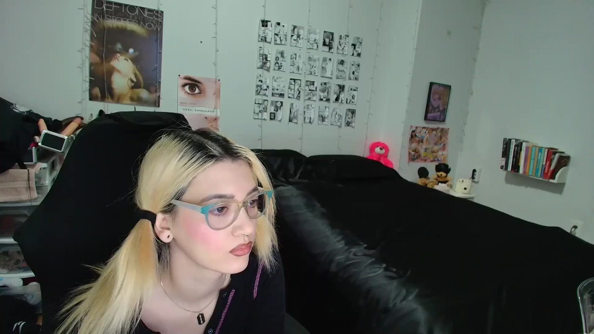 Gallery image thumbnail from AnnaTame's myfreecams stream on, 03/19/2026, 05:17 image 14 of 20