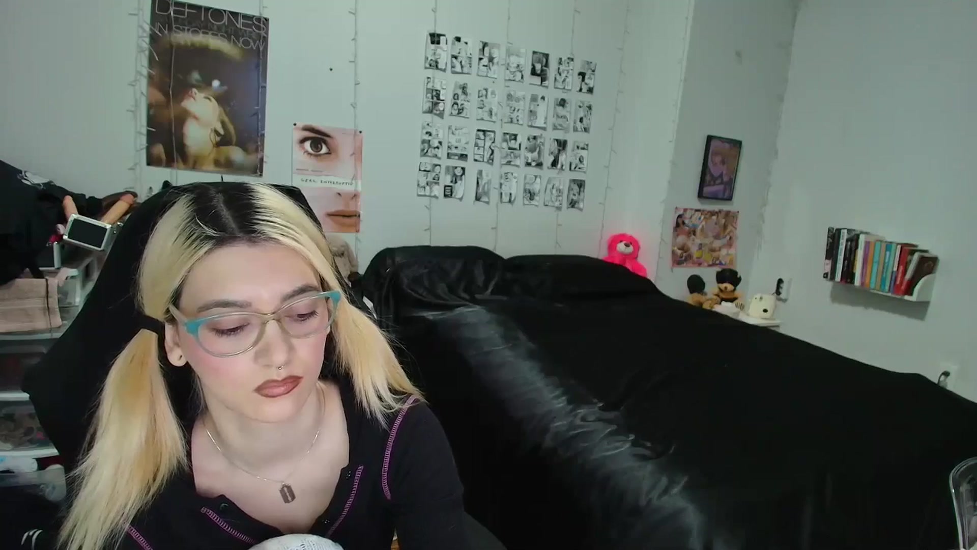 Gallery image thumbnail from AnnaTame's myfreecams stream on, 03/19/2026, 05:17 image 15 of 20