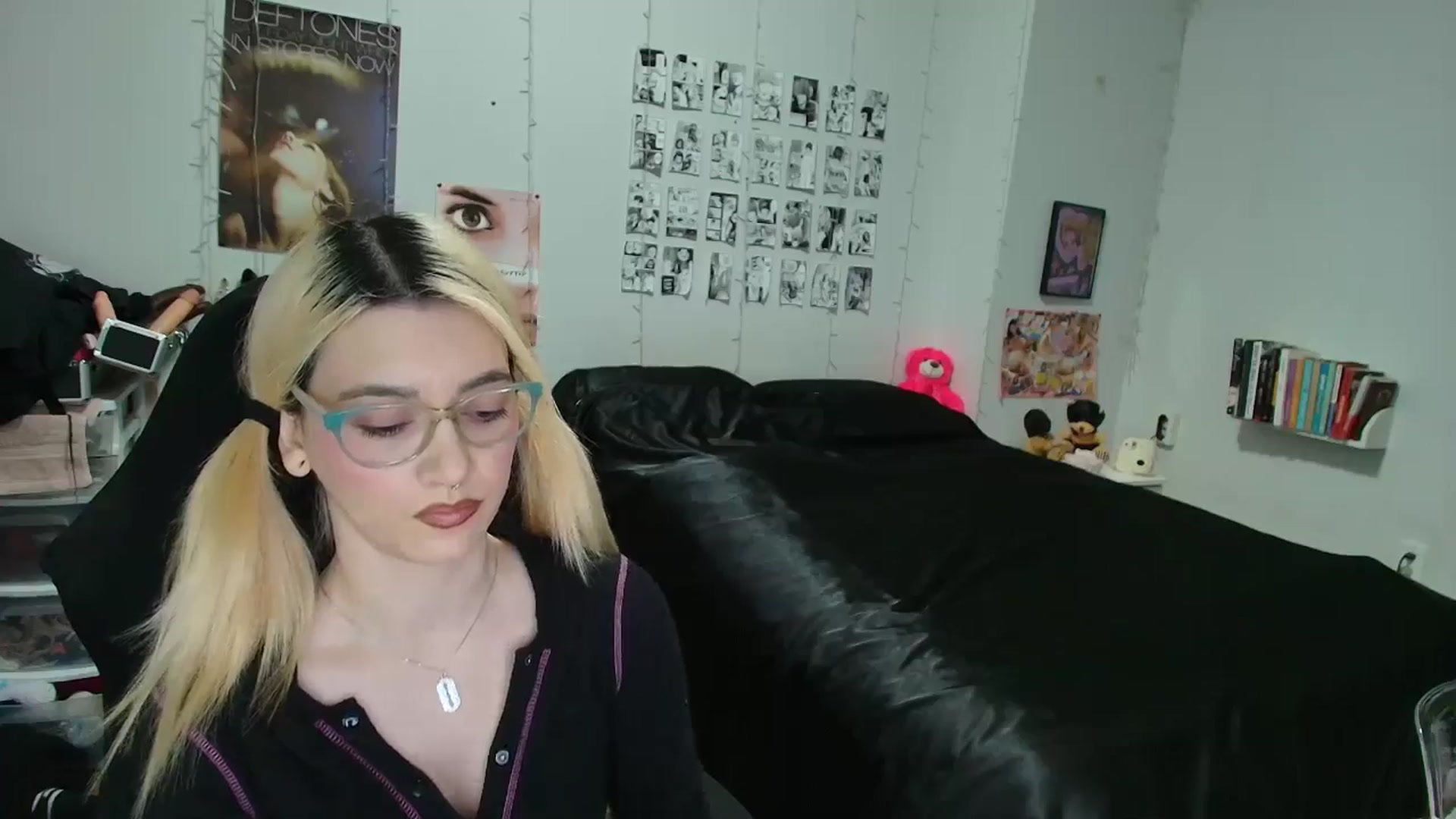 Gallery image thumbnail from AnnaTame's myfreecams stream on, 03/19/2026, 05:17 image 20 of 20