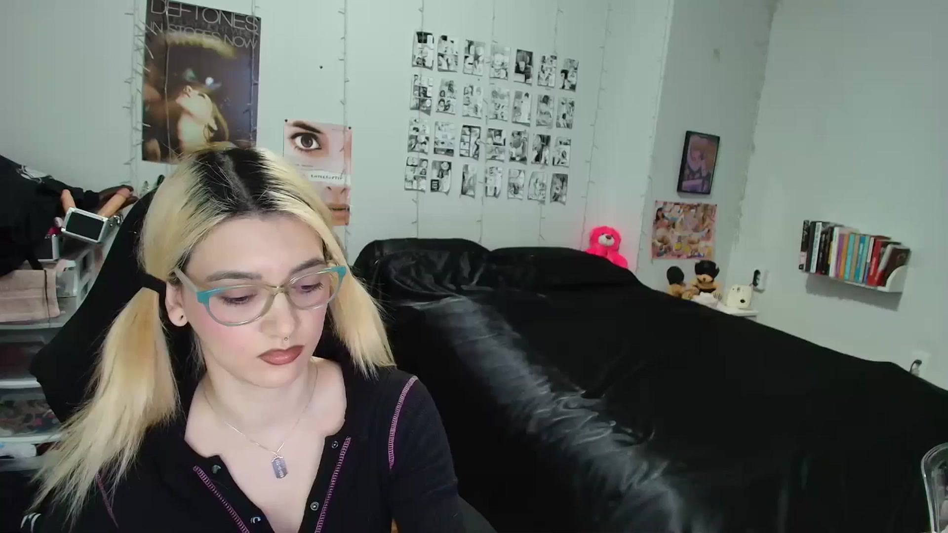 Gallery image thumbnail from AnnaTame's myfreecams stream on, 03/19/2026, 05:17 image 13 of 20